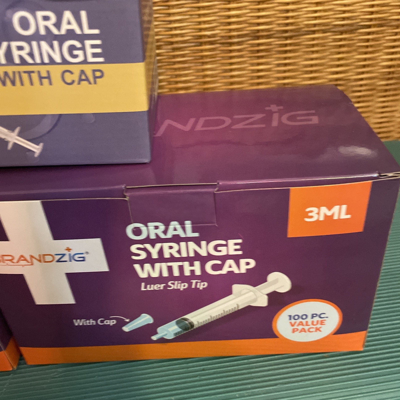 Lot 2- Brandzig 3ml Oral Syringe 100 Pack Luer Slip Tip & Thinkprice 1ml