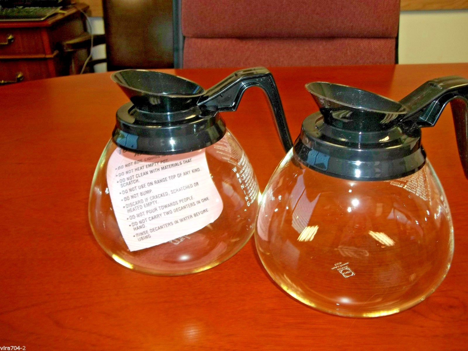 Lot of 2 NEW Coffee Pot/Decanter/Carafe for Commercial BUNN 64 oz. Glass – Black