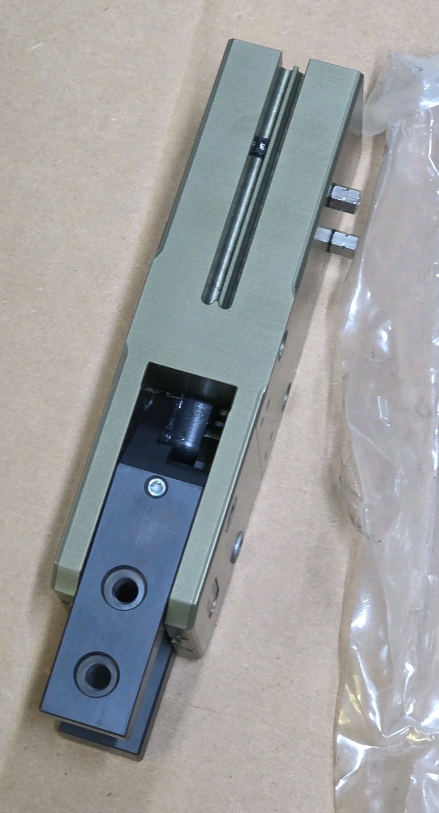 SCHUNK 303695 PRG 64-60 Radial Gripper 60° 0303695