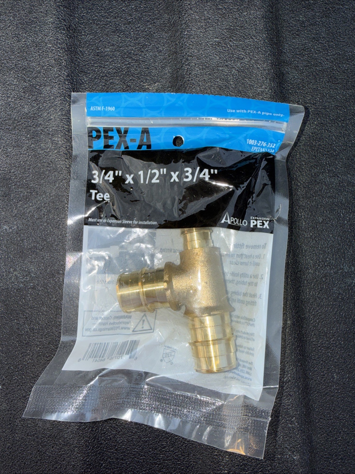 NEW Apollo 3/4 in. x 1/2 in. x 3/4 in. Brass PEX-A Expansion Barb Reducing Tee