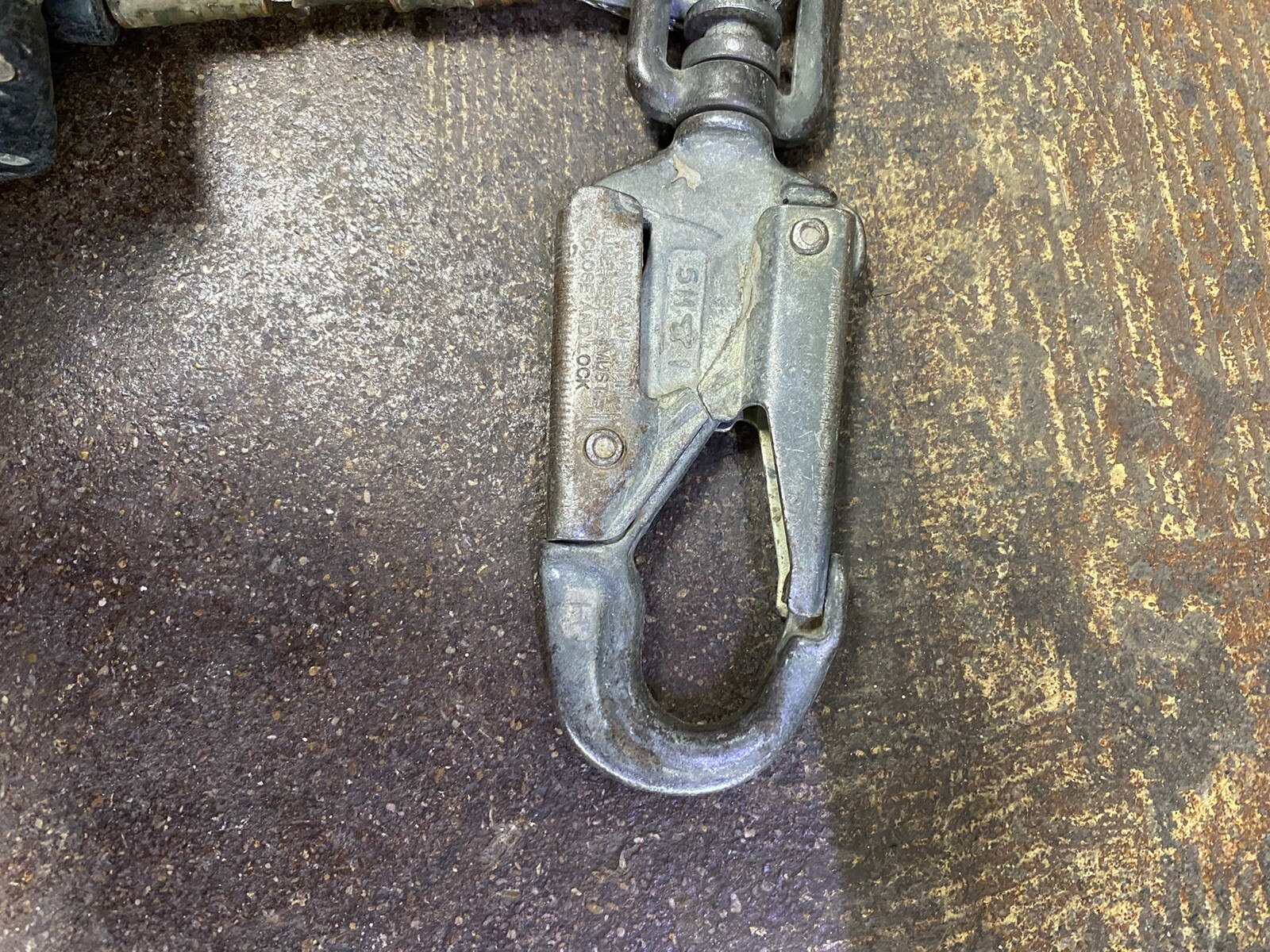 Unknow Name Brand Fall Protection Yoyo Cable Self Retracting Lifeline – Used-
