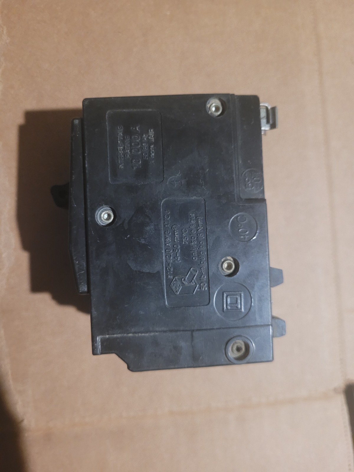 Square D QO3100 Circuit Breaker 100A 3 Pole 3 Phases