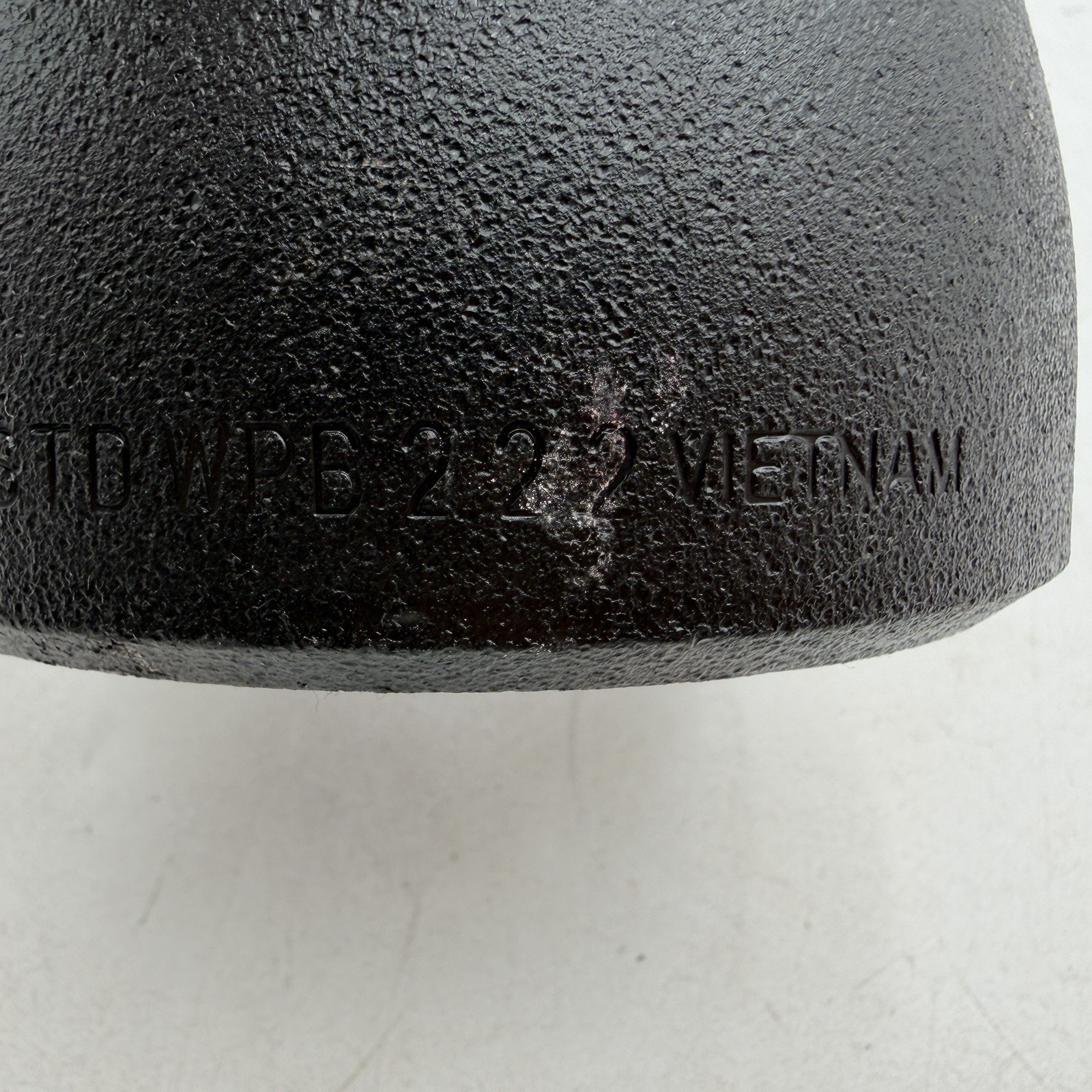 HM 4″ x 3″ Butt Weld Concentric Reducer STD WPB 222 Steel Black