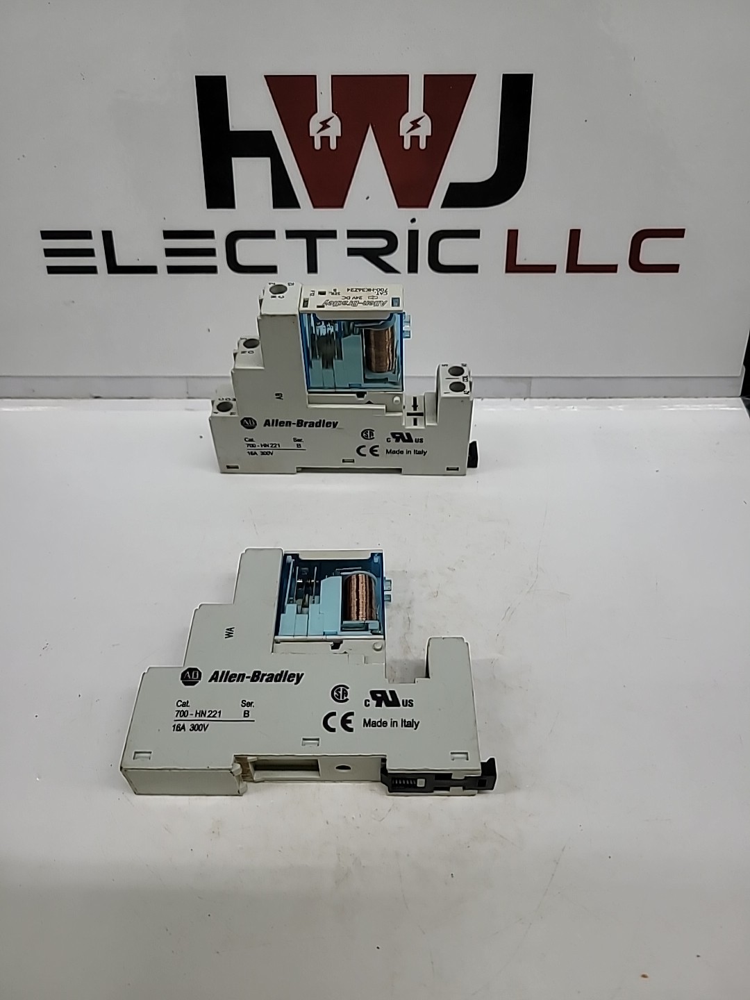 (Lot Of 2) Allen Bradley 700-HN221/B with 700-HK36Z24/B Relay 24VDC Coil