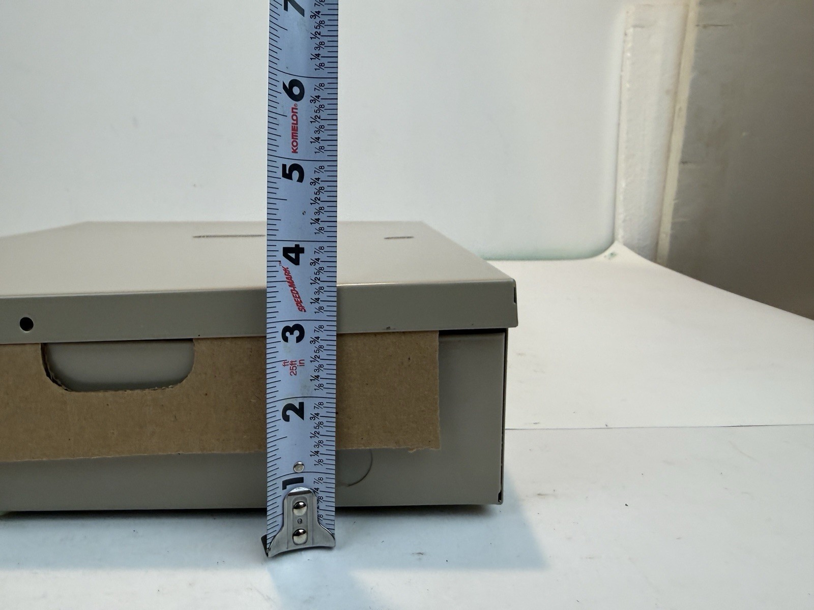 Honeywell ADEMCO VISTA-20P Alarm Control Panel Board w/ Metal Cabinet Enclosure