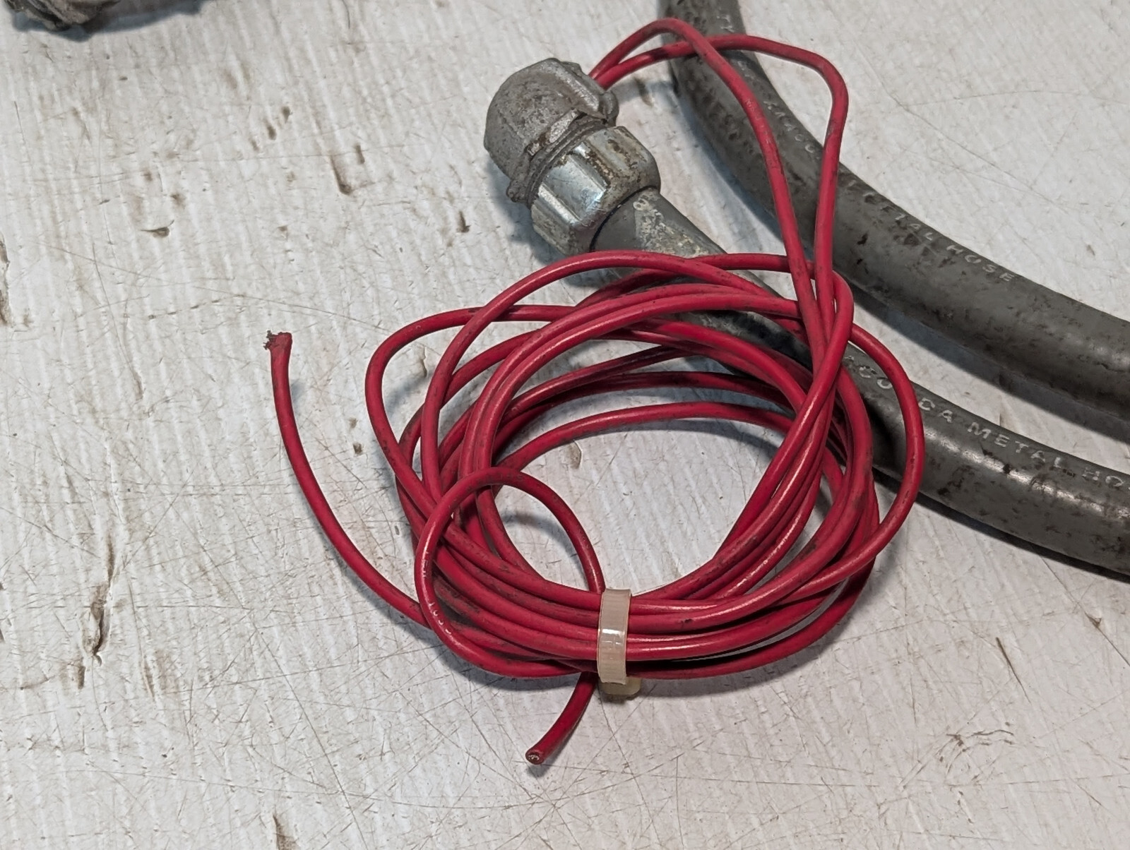 Micro Switch 4FR1-25 Proximity Switch w/Anaconda Type E.F. Metal Hose -Free Ship