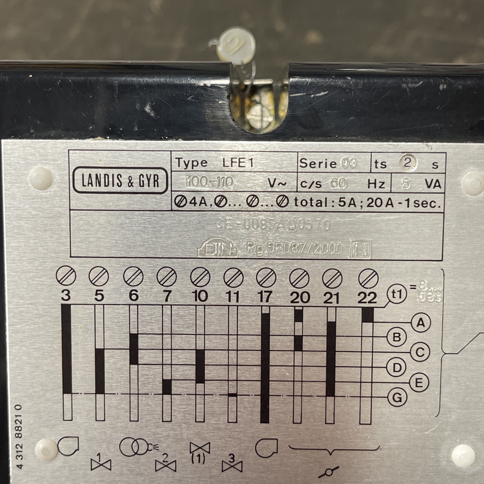 LANDIS & GYR LFE1 / 8867 Controller, CE-0085AQ0570, Serie 03, 100-110V 60Hz