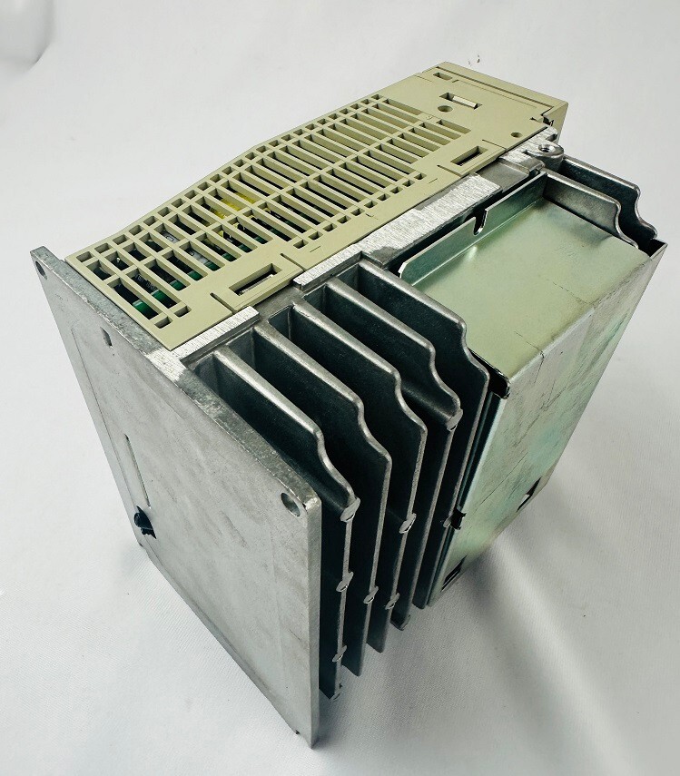 Yaskawa SGDM-15ADA-TE3B Sigma II Series Servopack Servo Drive