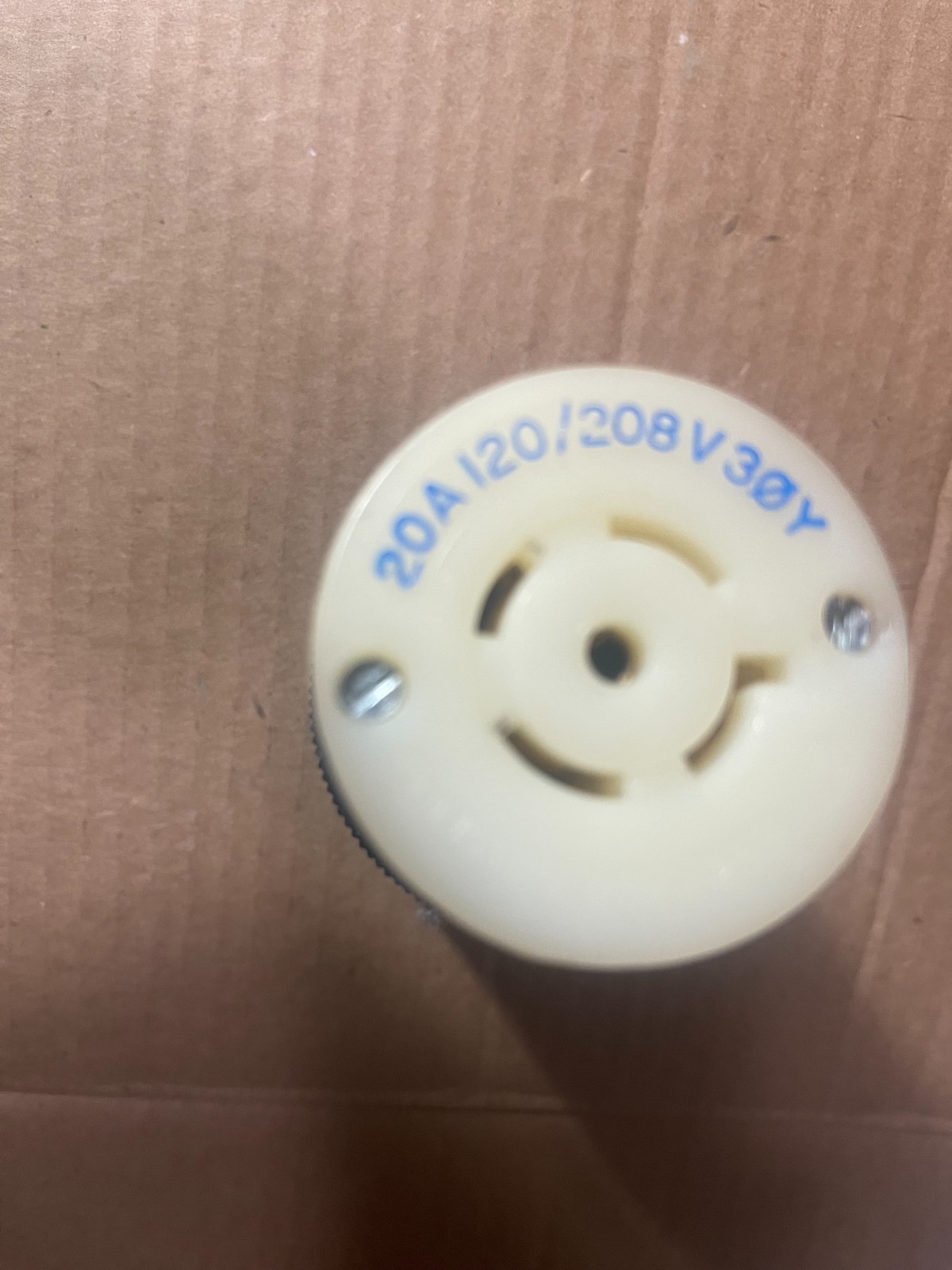 Hubbell HBL2513 NEMA L21-20P 120/208V 30Y Twist Lock Connector