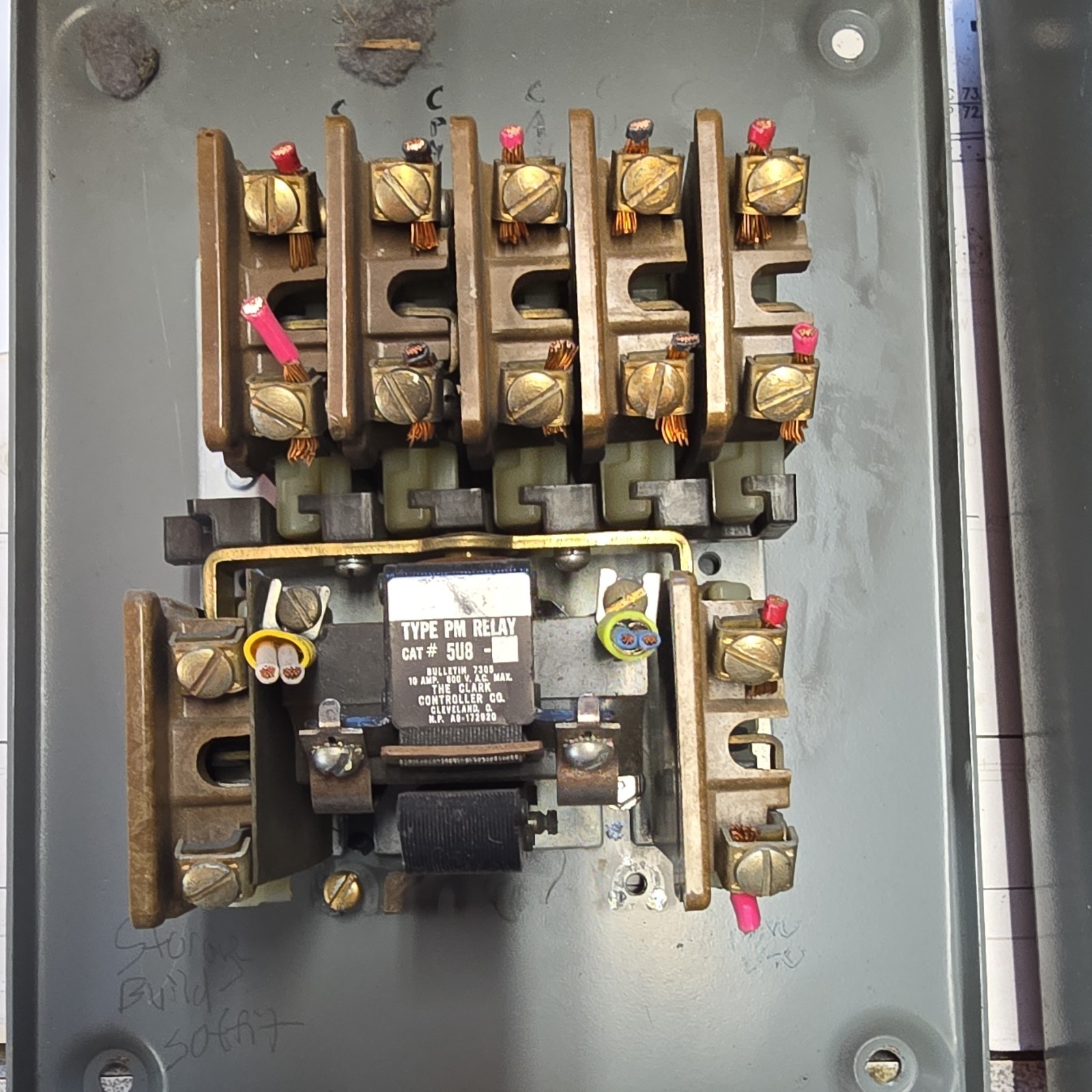 Square D Electrically Held Lighting Contactor 4-Pole 120V 30A 8903LG40