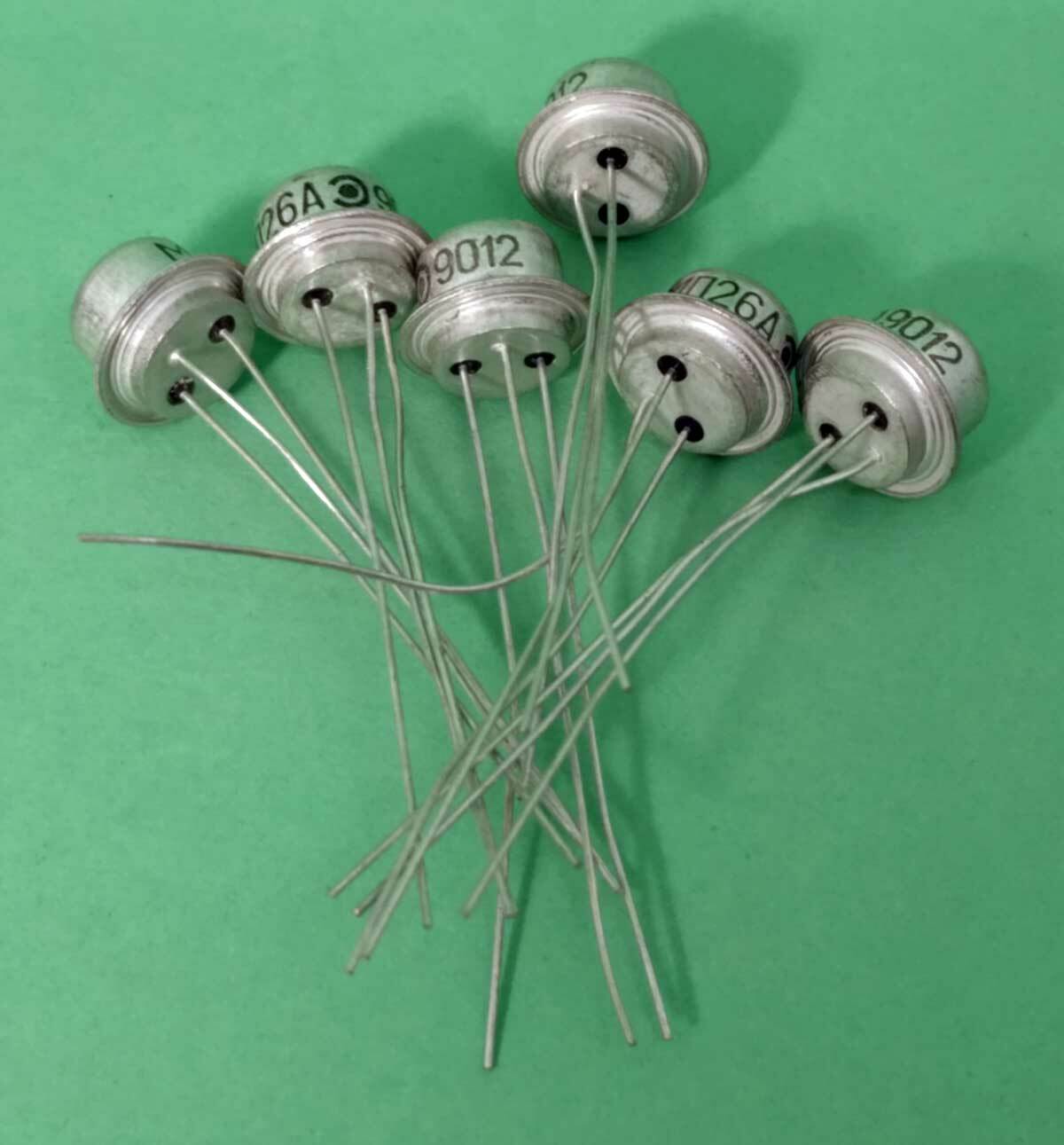 + 100 pcs MP26A ~ GC112 ~ MA909 ~ MA910 Germanium transistor 70V USSR = DDP