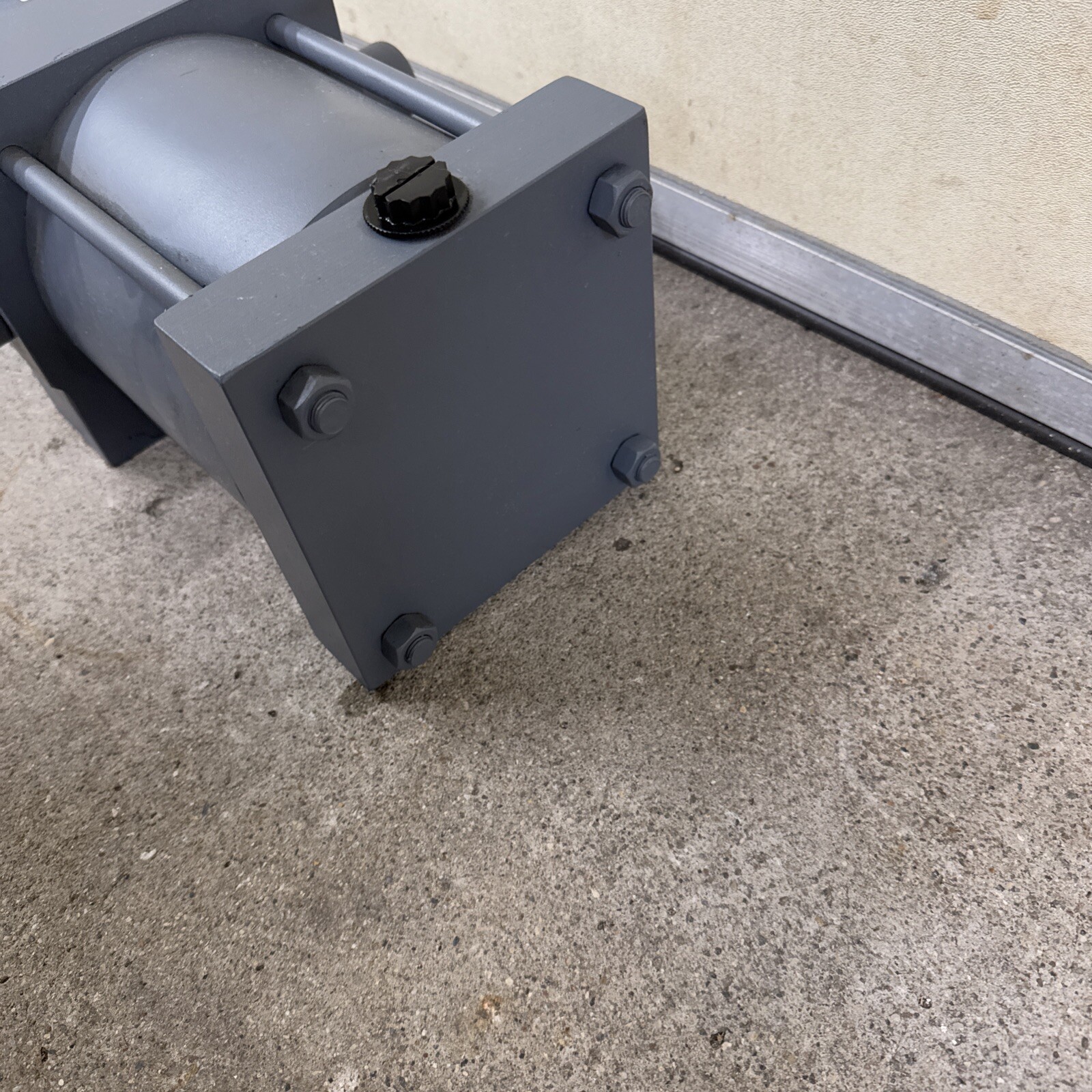 Miller AV-89B2B-06.00-12.000-0175-N11-0 Series AV Pneumatic Air Cylinder 250 PSI