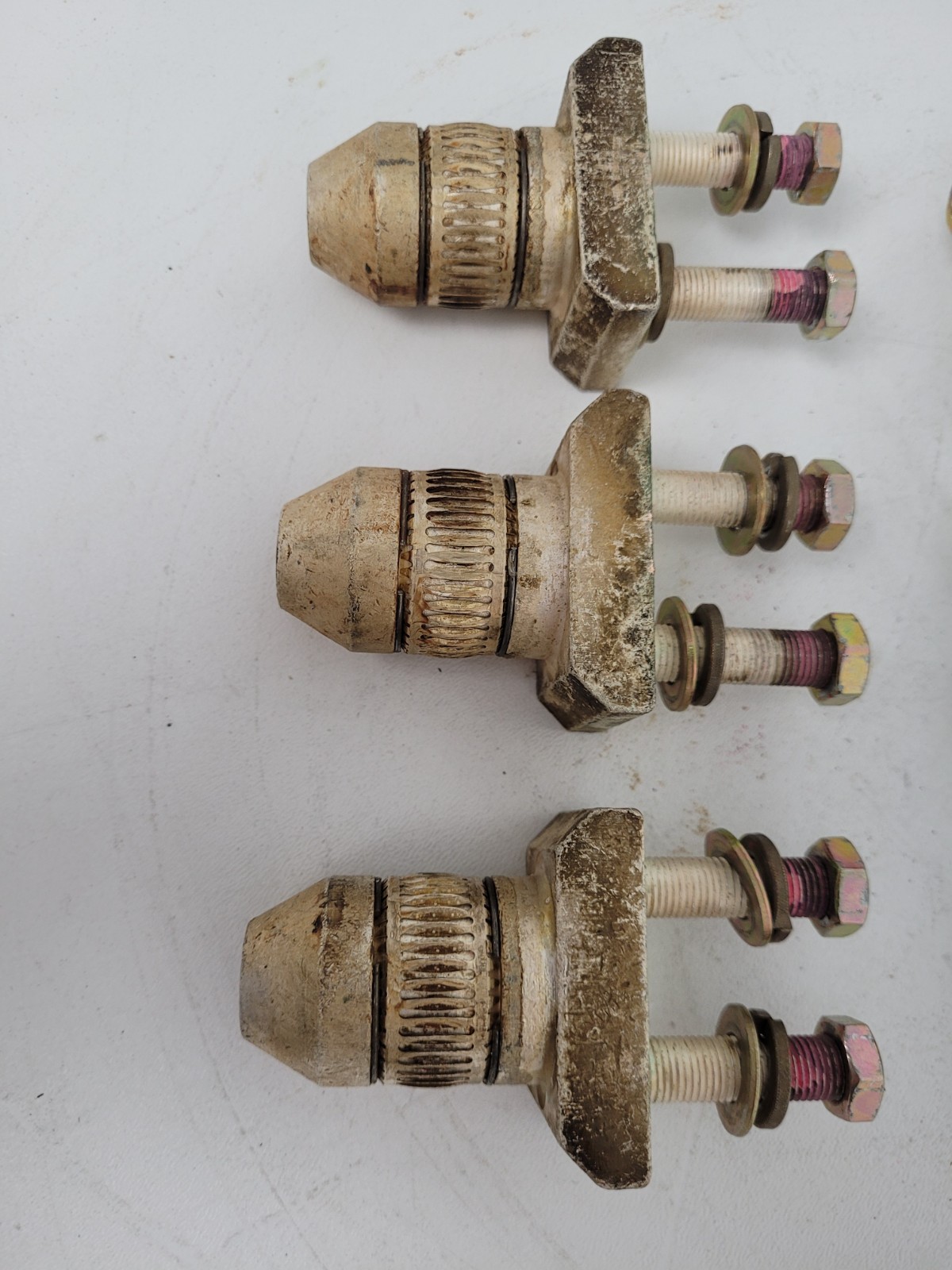 Lot of 6 – Cutler-Hammer ND Plug-In Mounting Adapters – Next Day Option