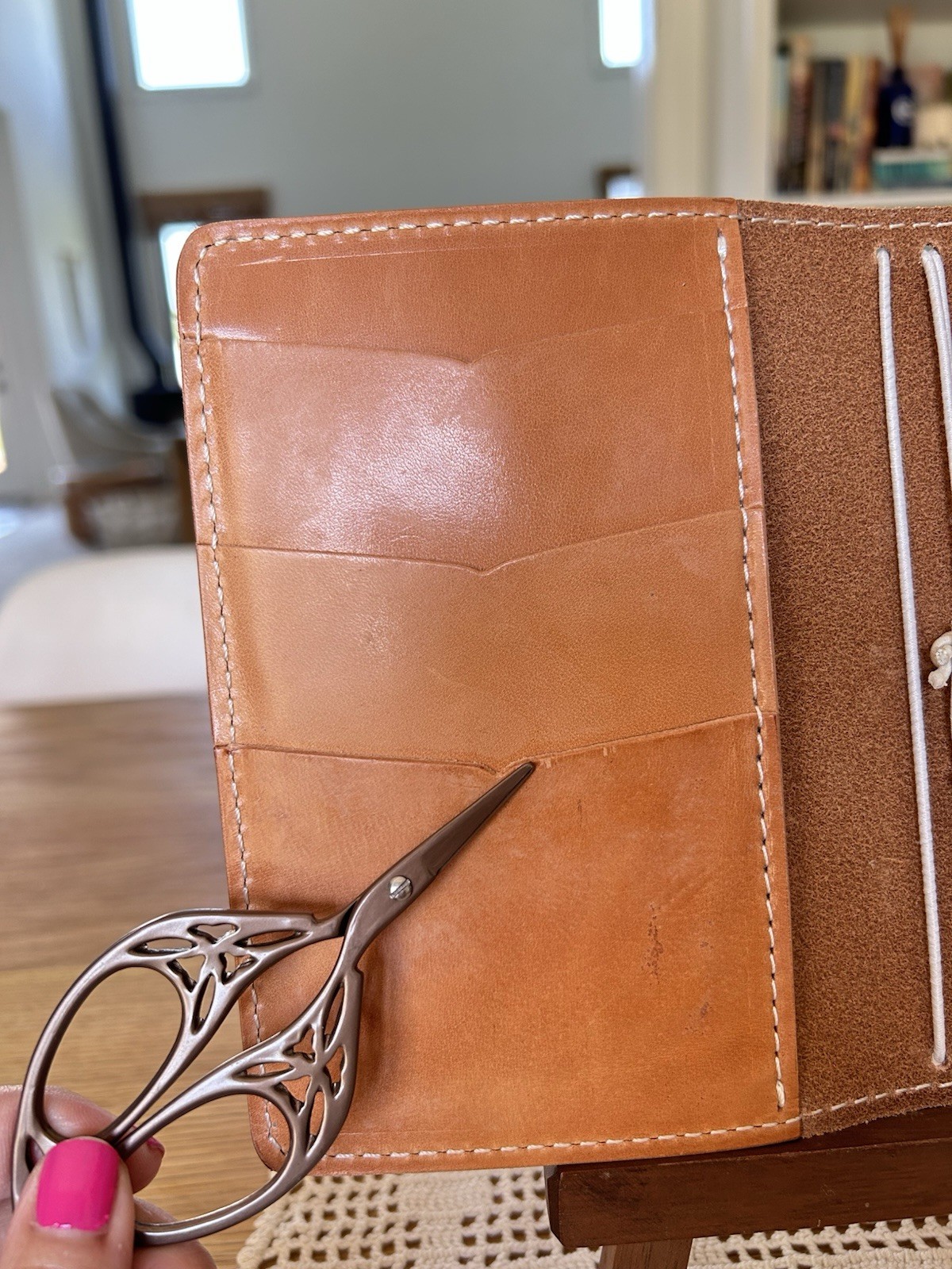 Chic Sparrow A6 Natural Veg Tan Leather Travelers Notebook 4 Notebook Elastics