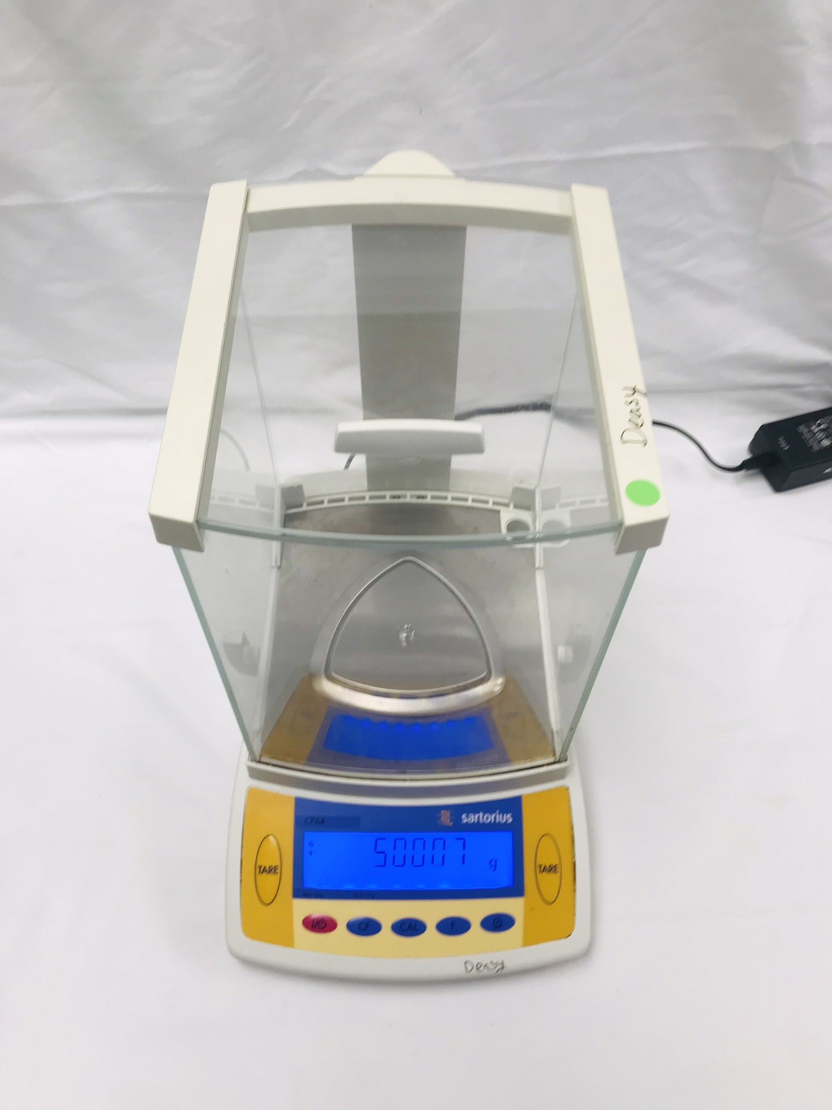 Sartorius CP64 60g Analytical Balance Laboratory Benchtop Scale Draft Shield