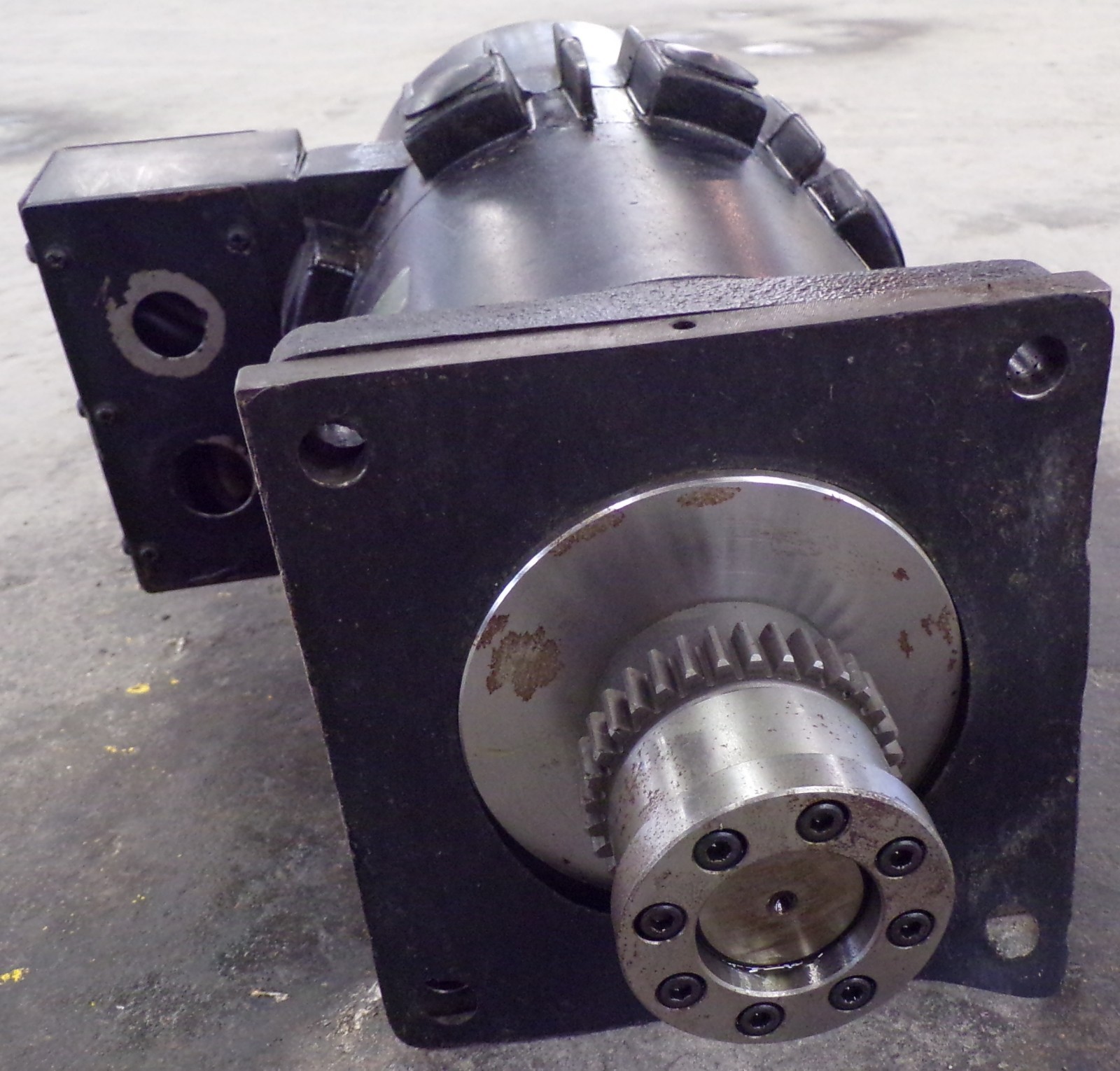 GETTY’S FANUC DC SERVO MOTOR, TYPE D-014784, MODEL 10-2500M