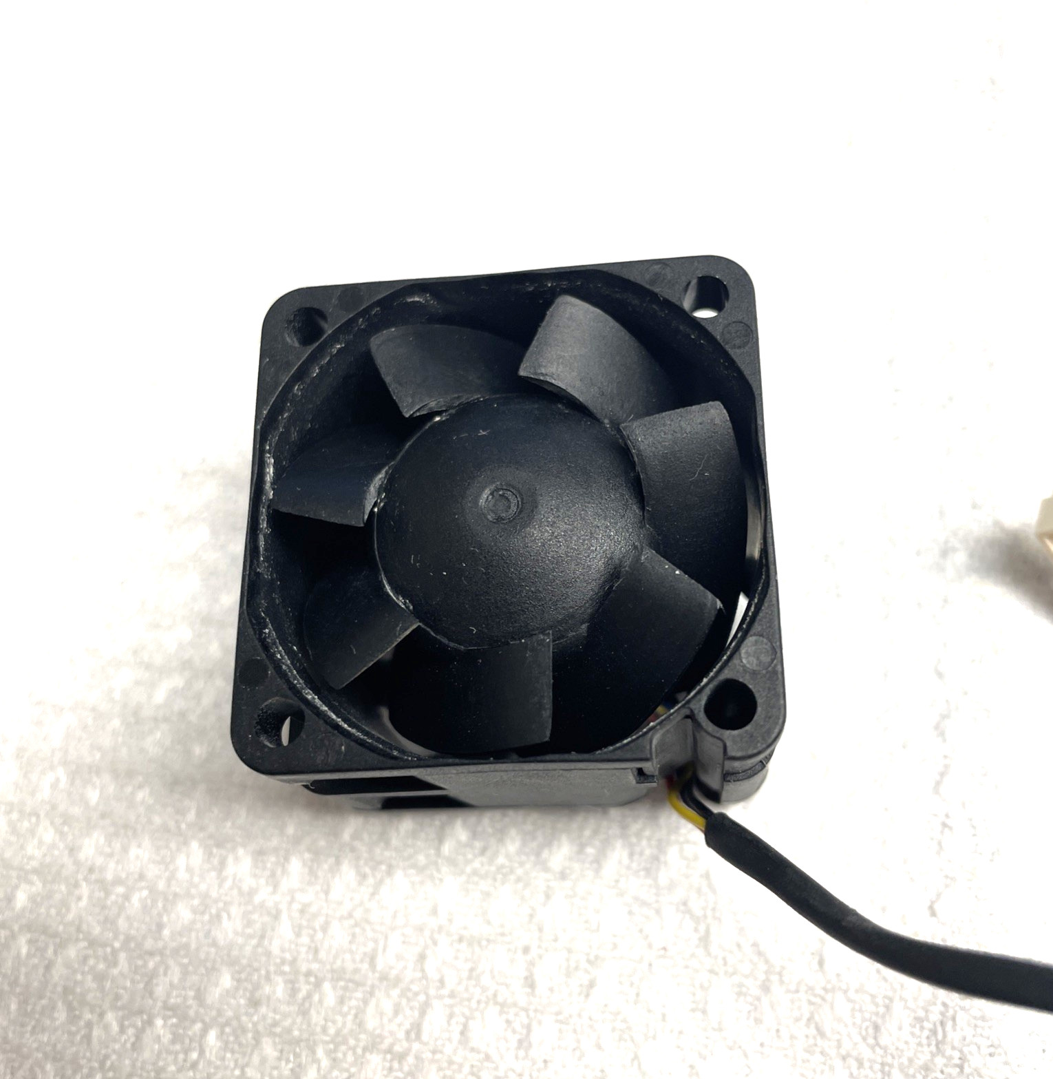 WORKING SUNON PSD1204PQBX-A fan 40*40*28mm 4pin 4cm 9.6W 12V
