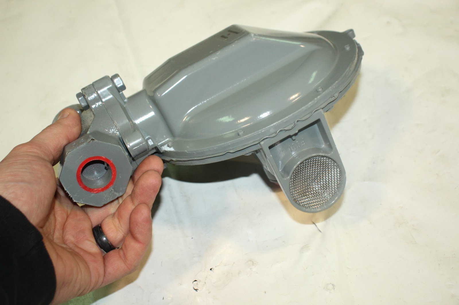 Honeywell 1813C Gas Pressure Regulator