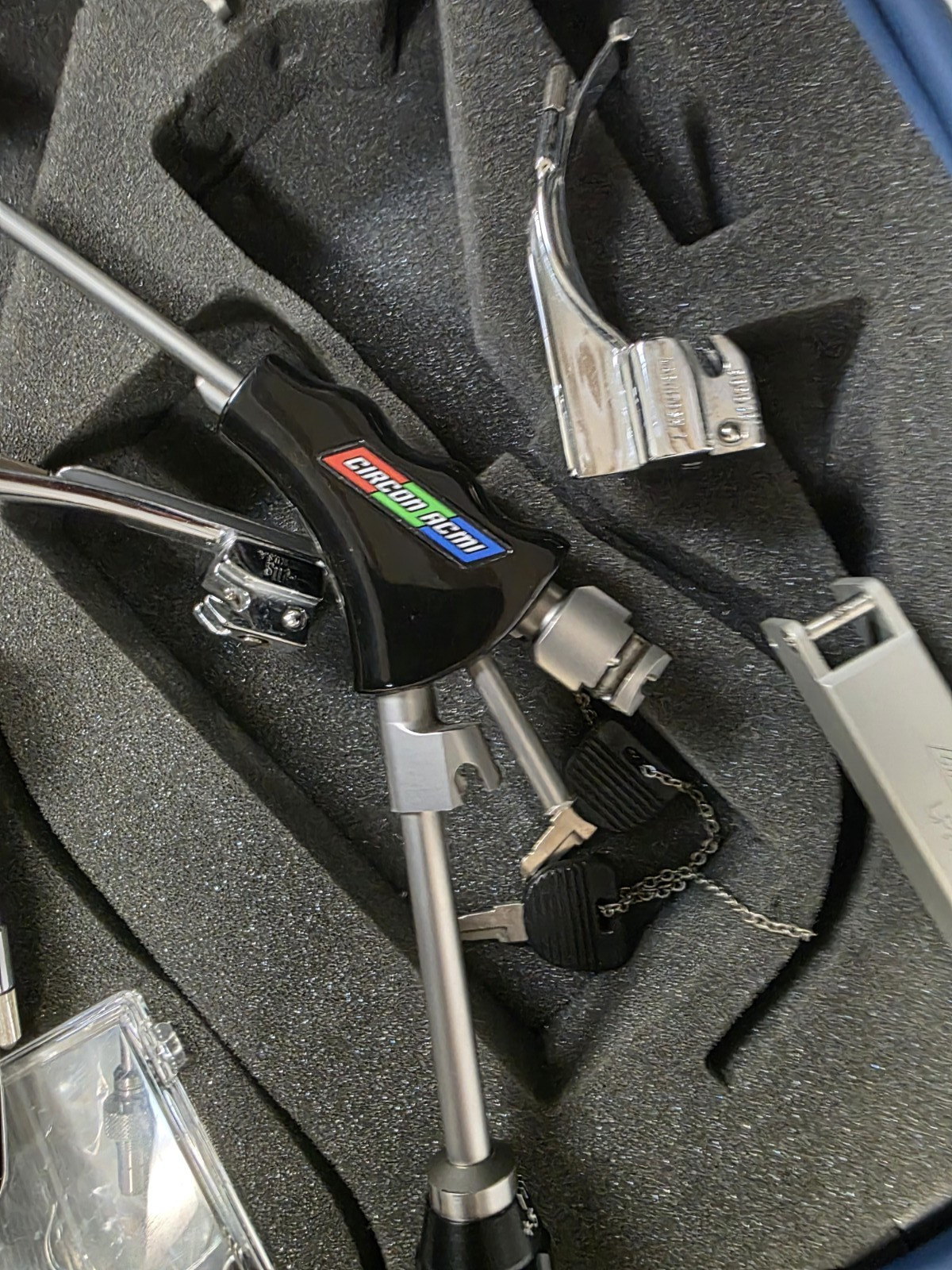 Circon ACMI Lars AL Long Adult Laryngoscope Set w/ Case