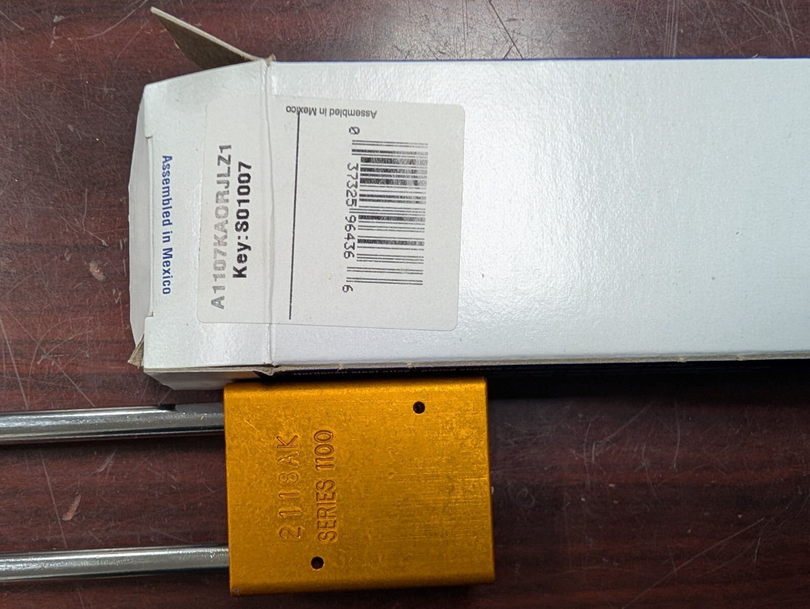 🤪 LOT OF 6 NEW AMERICAN LOCK HEAVY DUTY LOCKOUT PADLOCK A1107KA0RJLZ1