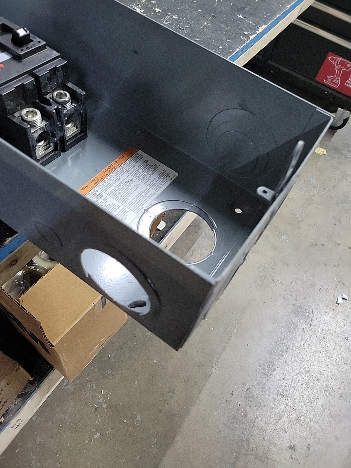 Square D Q2200MRBE 240V 200 Amp Service Disconnect 3R WITH QDL2200RPTL NO COVER