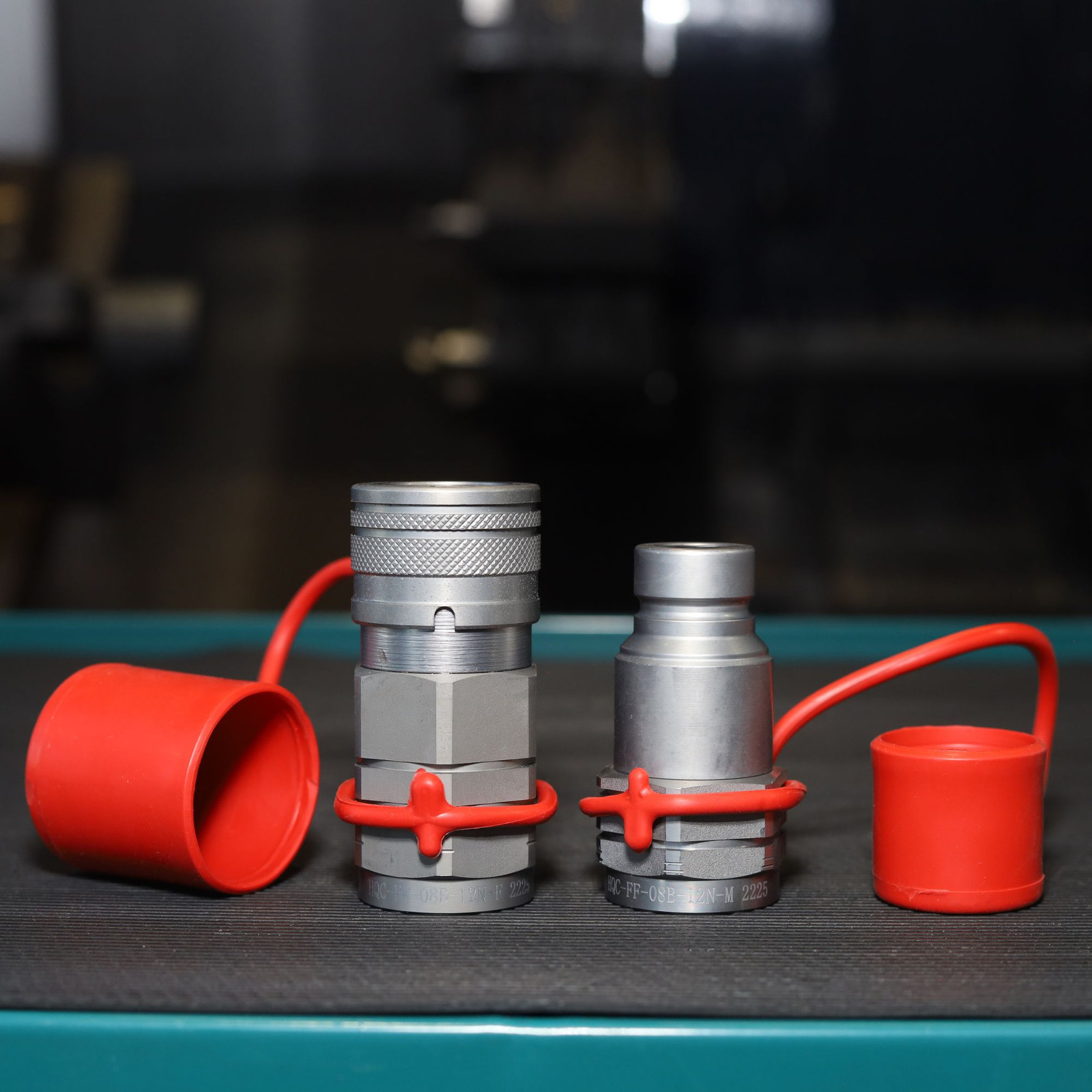 1/2″ Flat Face Hydraulic Quick Couplers Set – 3/4″ NPT Thread