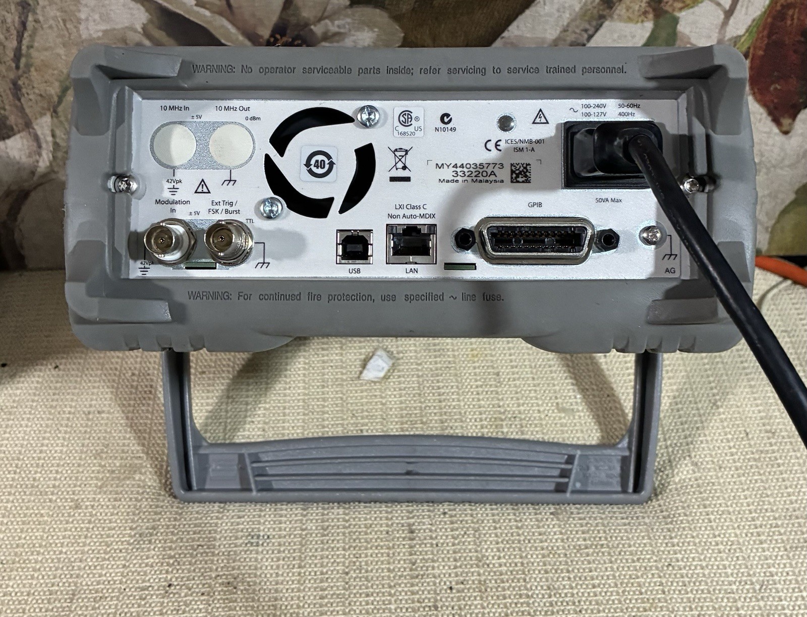 Agilent 33220A Function/Arbitrary Waveform Generator 20MHz – Used