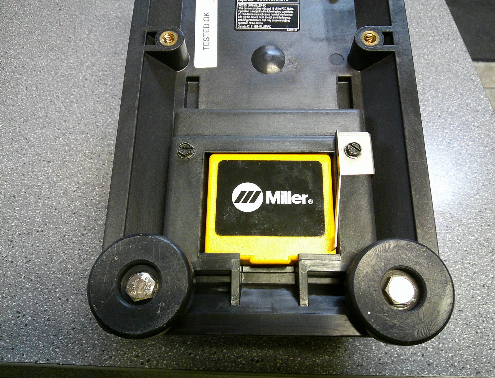 MILLER WIRELESS FOOT CONTROL 300724 COMPLETE, TESTED