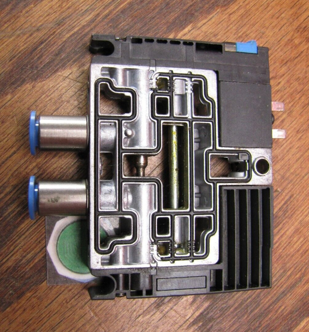 Festo Solenoid Valve 21v 0.46w MSZC-3-21 DC (384 163) F IP00/65 / 161 414 R502