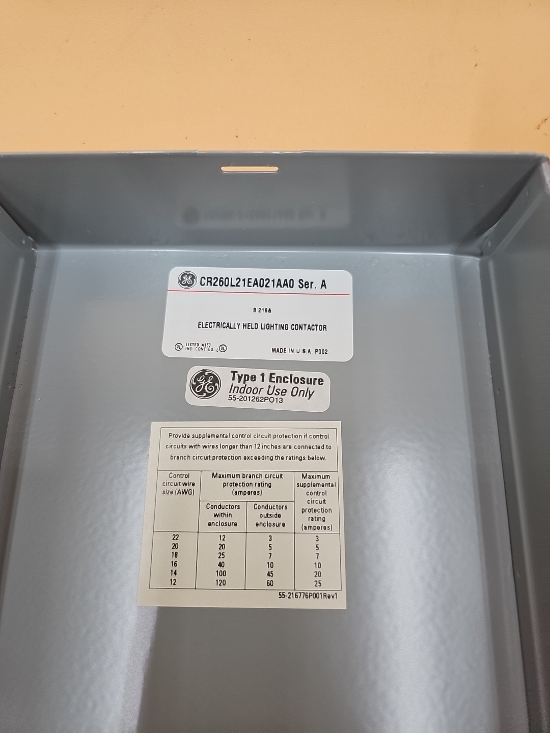 General Electric GE CR260L20EA**1AA0 Electrically Held Lighting Contactor