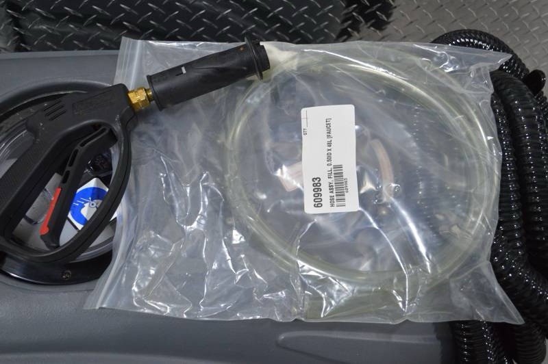 Tennant ASC-15 COMMERCIAL CLEANING MACHINE 400 PSI 15 GAL EXTRACTOR UNDER 1 HR