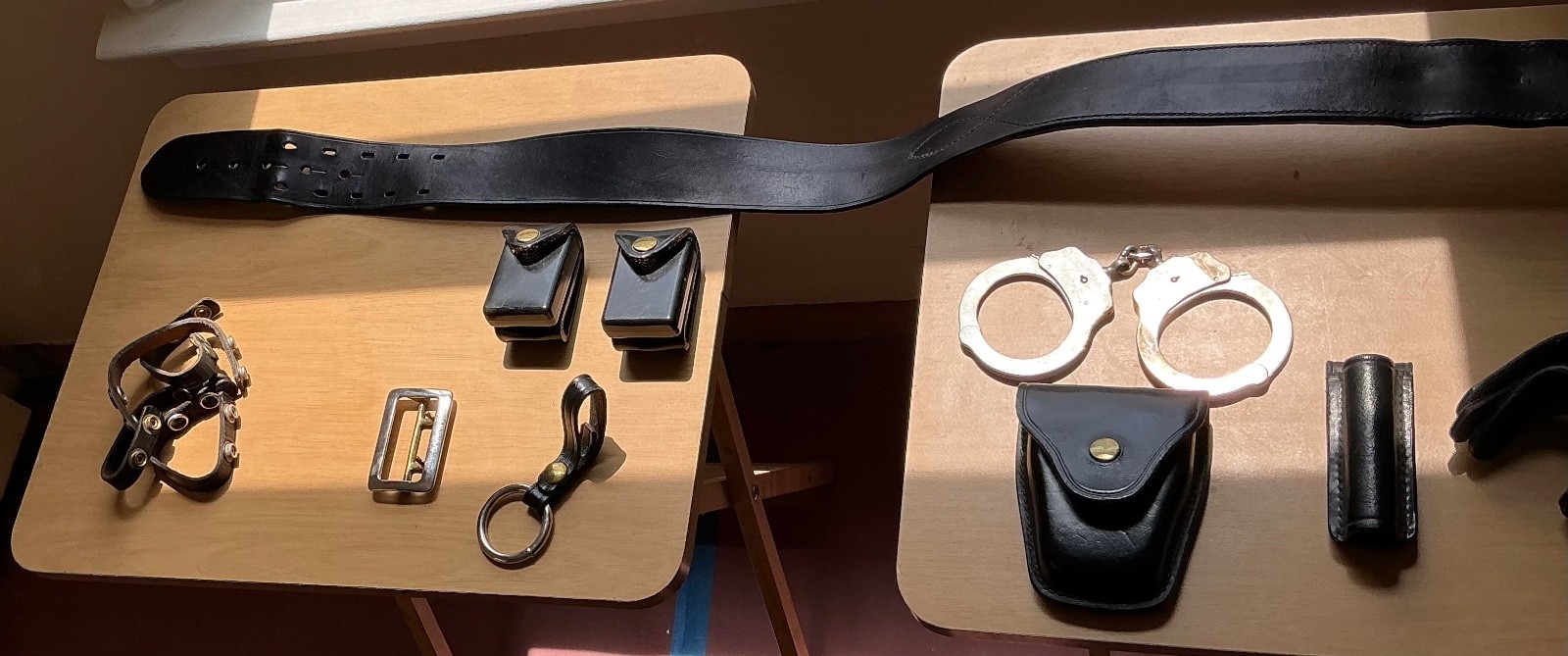 Bianchi B2 Belt 32″ Model B2M & cuffs, case, keepers + 520 GIFT see last photo