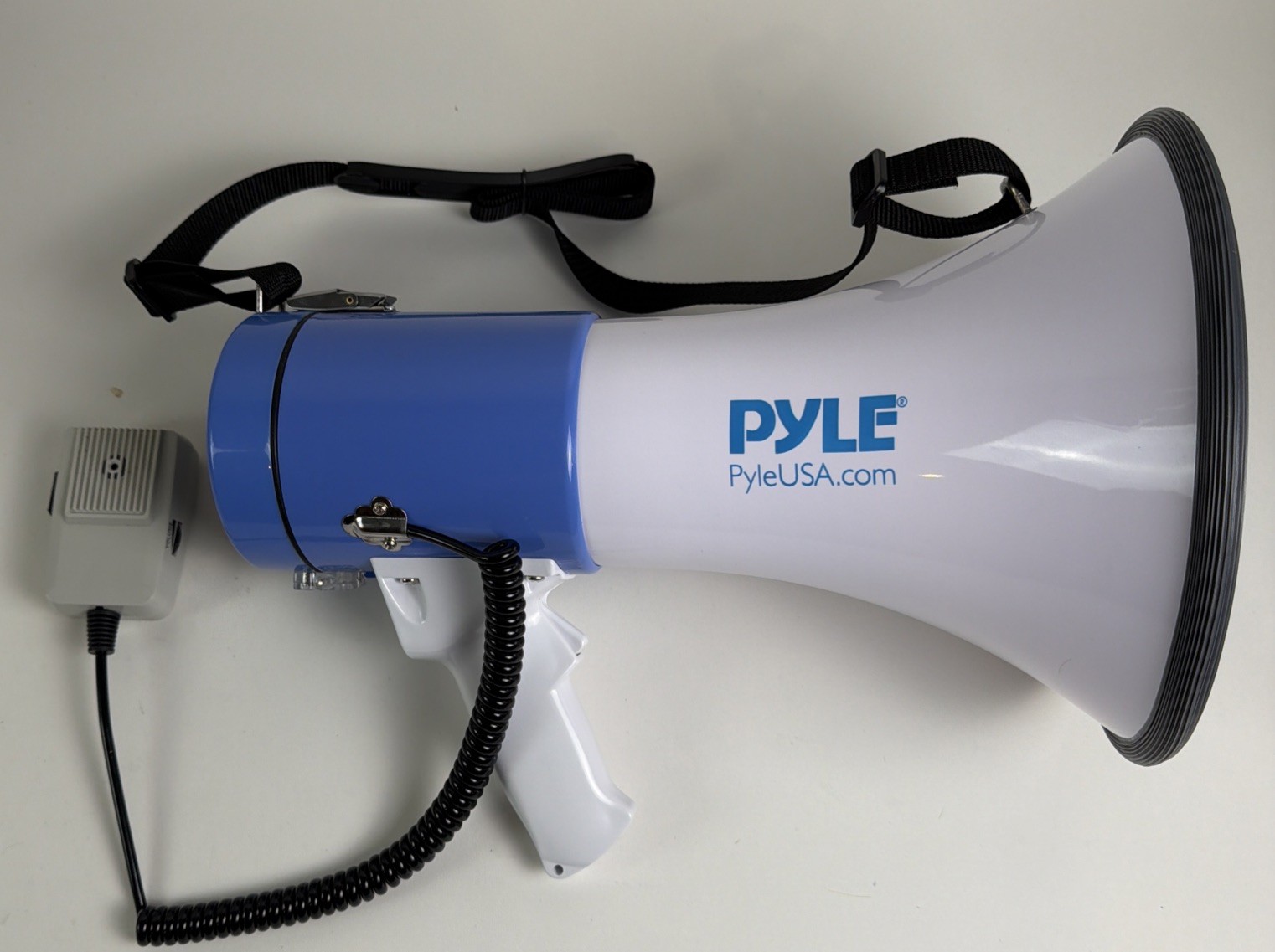 Pyle PMP50 Portable Megaphone Speaker Built-in Siren Adjustable Volume Control