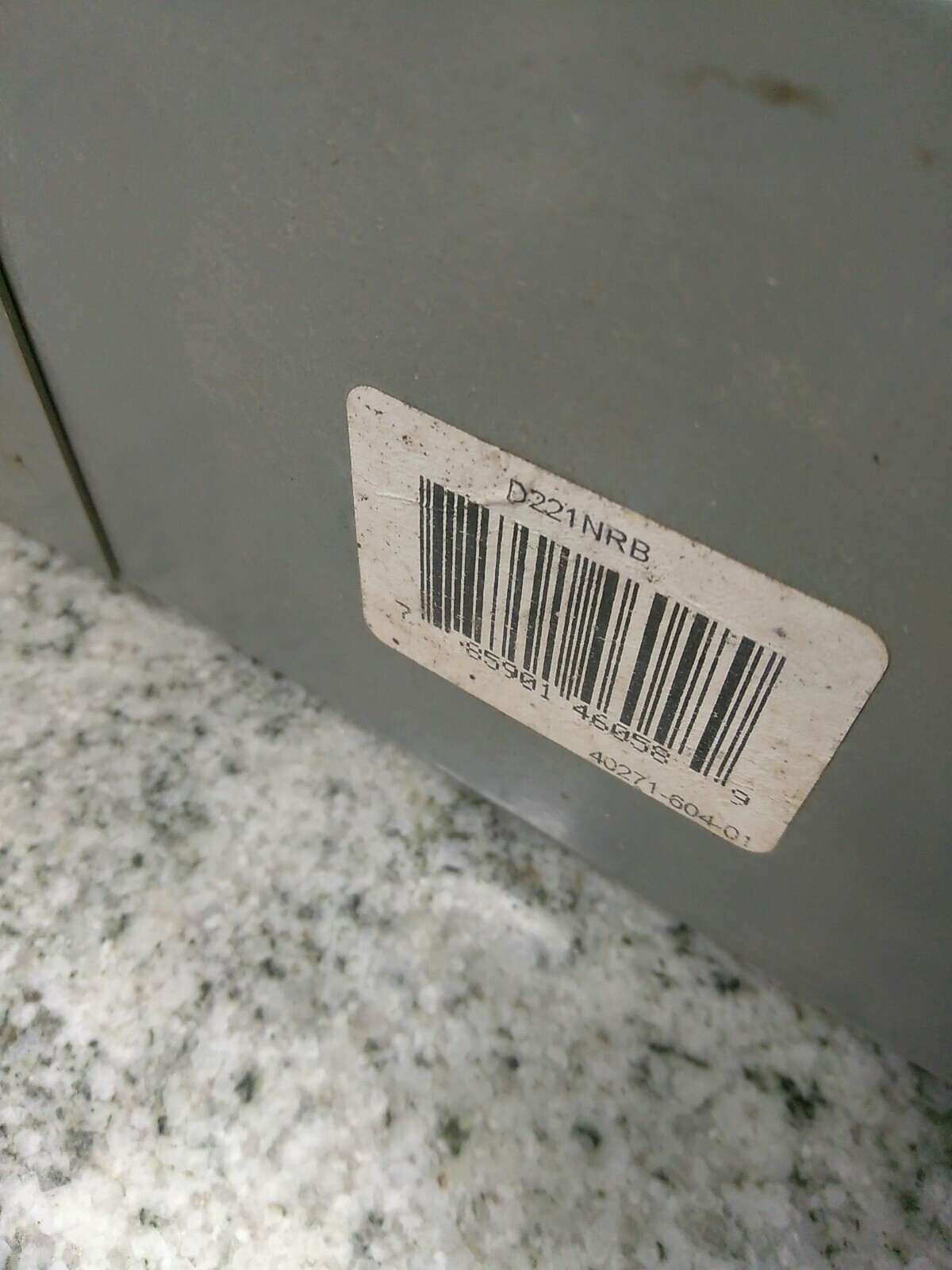Square D D221NRB SER E3 Disconnect 30A 240VA SAFETY Switch TYPE 3R (BMBS-2B