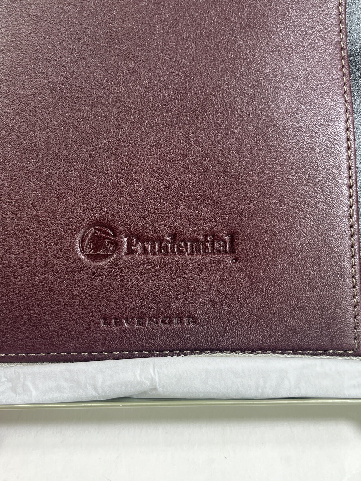 Levenger Circa Foldover Notebook Size Junior Cordova Leather Oxblood New in Box