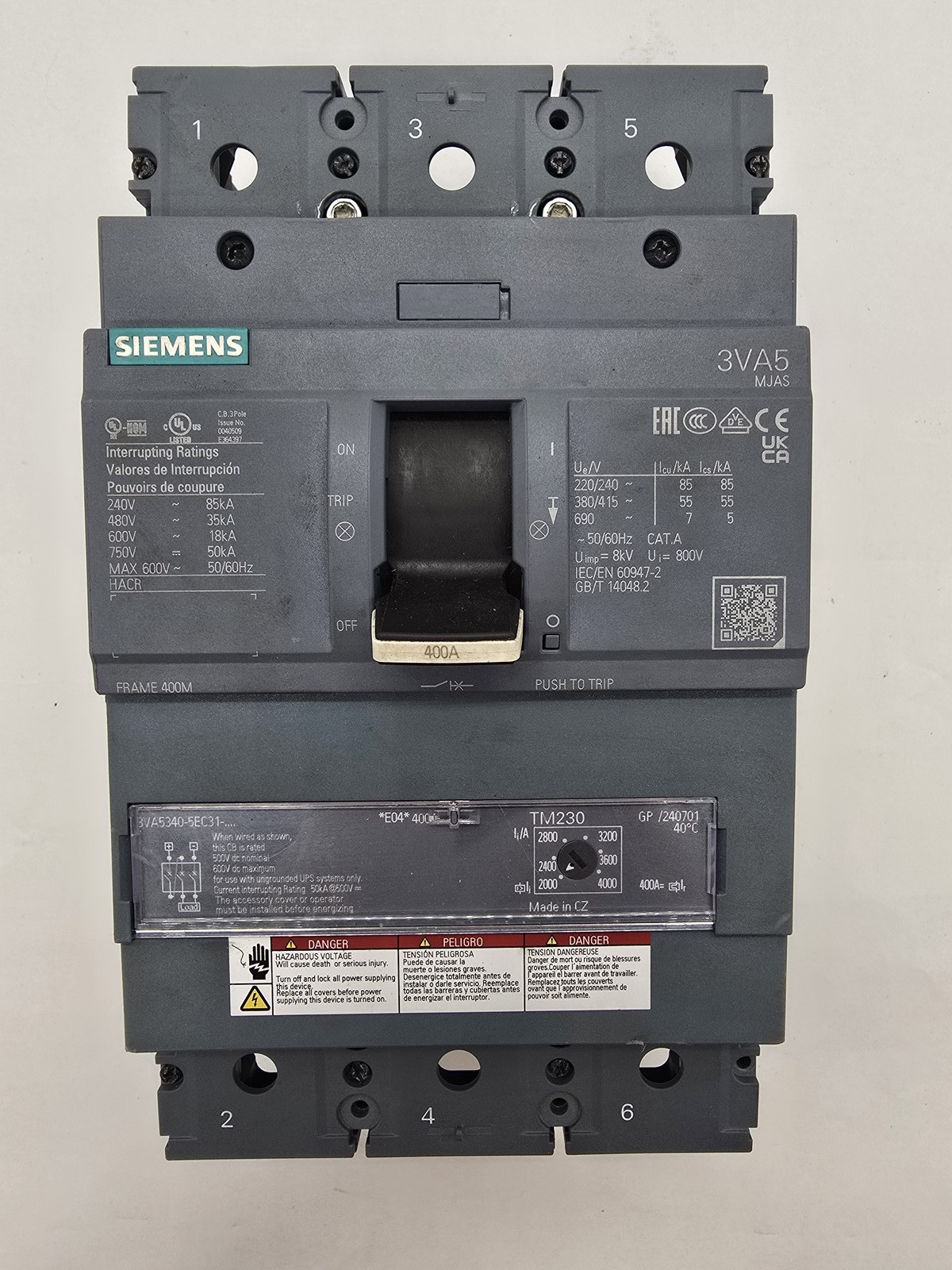 Siemens 3VA5340-5EC31-0AA0 Bolt On Circuit Breaker 400A 600VAC Max 3P 50/60Hz