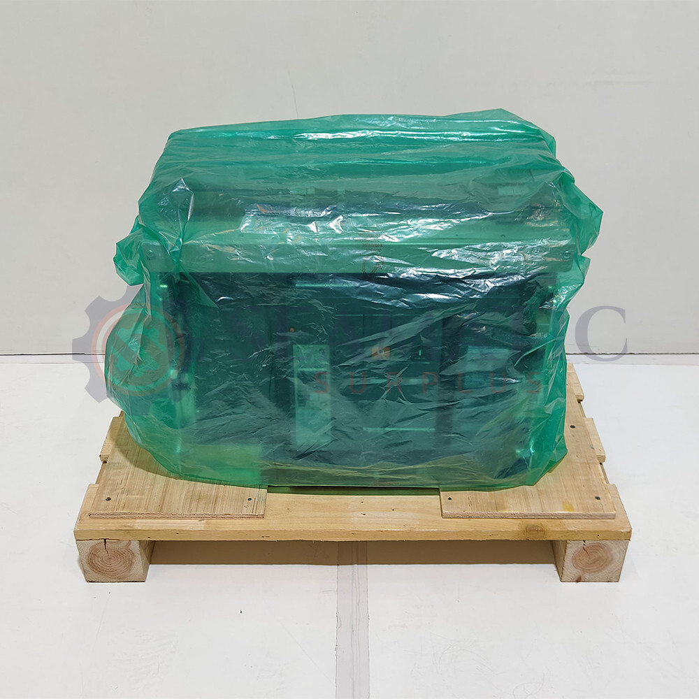 New Schneider Electric NW10H2 Air Circuit Breaker 1000A 4P, Drawout Type (48253)