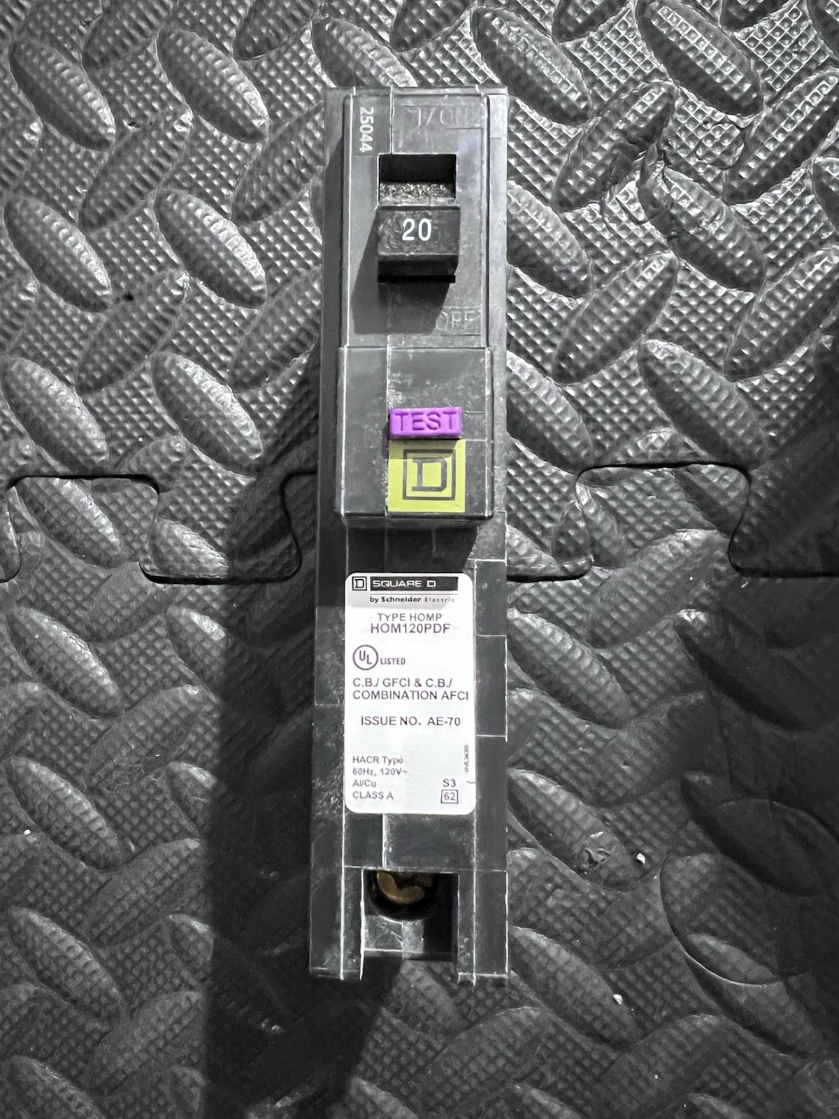 Square D Homeline HOM120PDF 20A Combination AFCI/GFCI Plug on Neutral Breaker