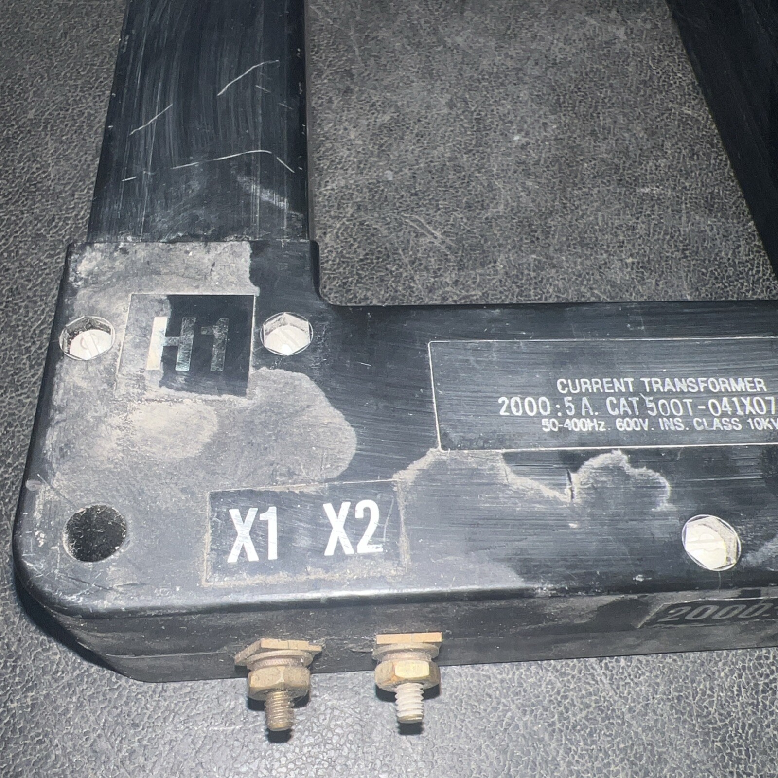 EIL 500T-041X071-202 Current Transformer 2000:5A Ratio 10 kV 600V 50-400 Hz