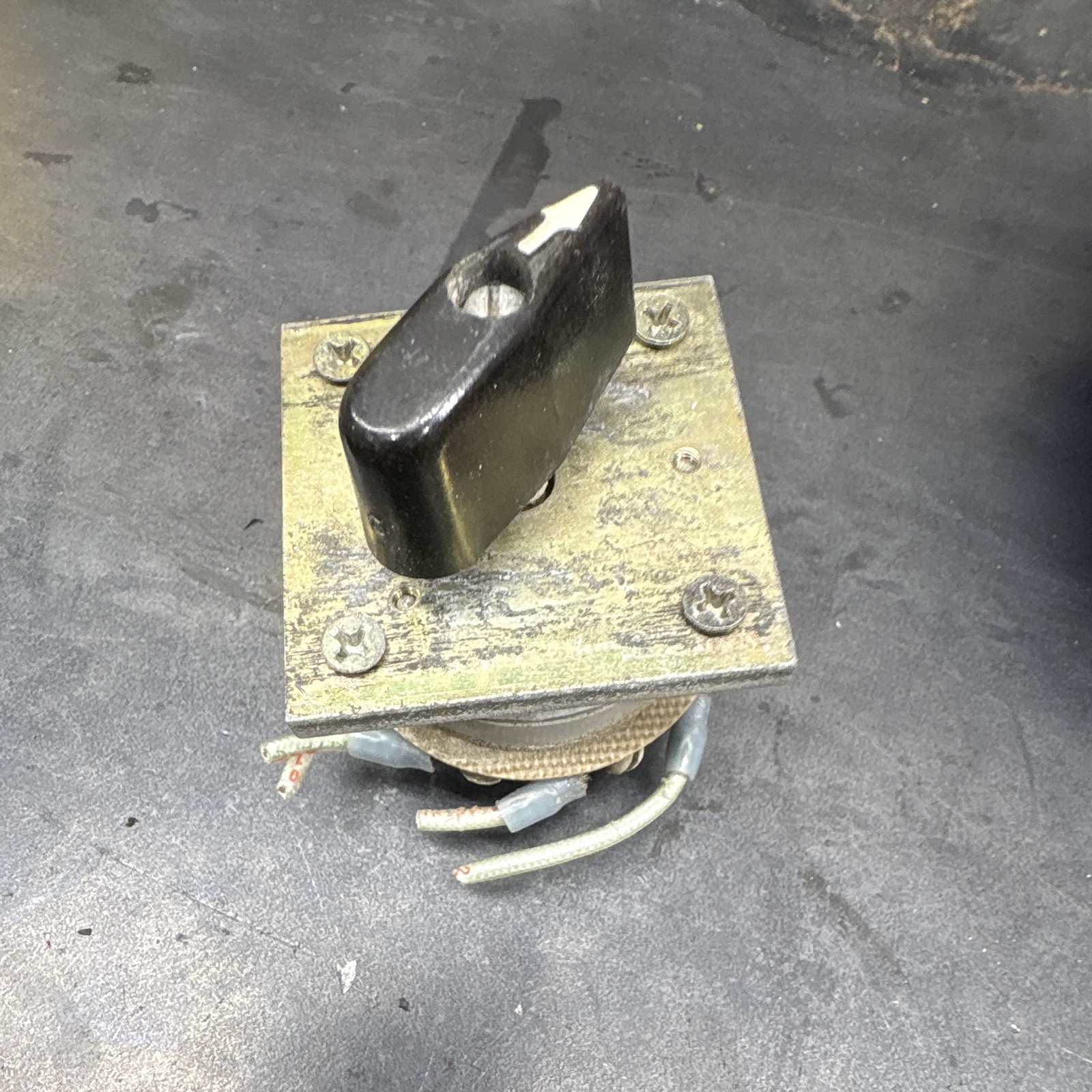 Toggle Switch