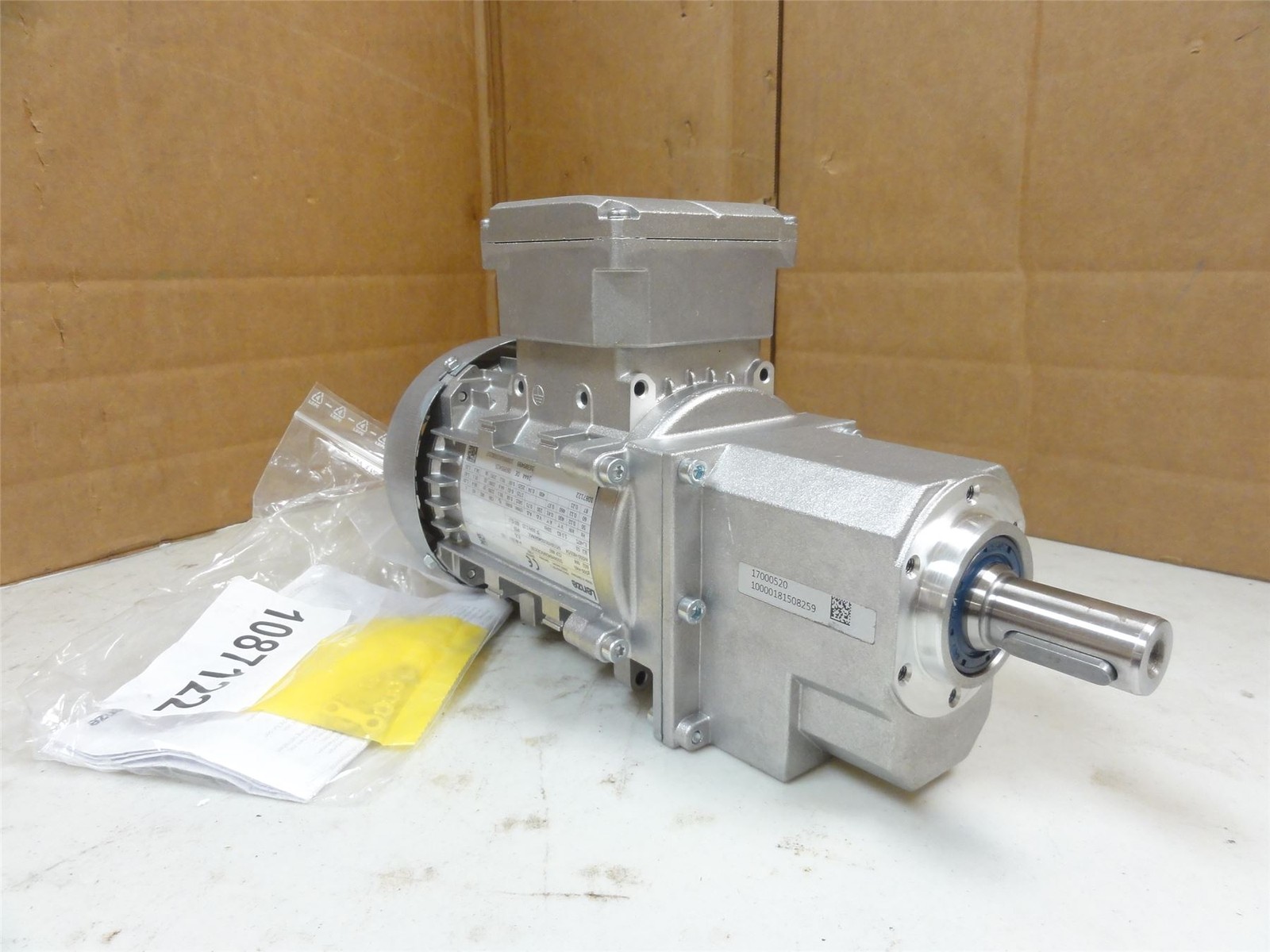 255373 New-No Box; Lenze G50AH045MVCR2C00 Gear-Motor 46.55:1 Ratio 0.12Kw; 460V