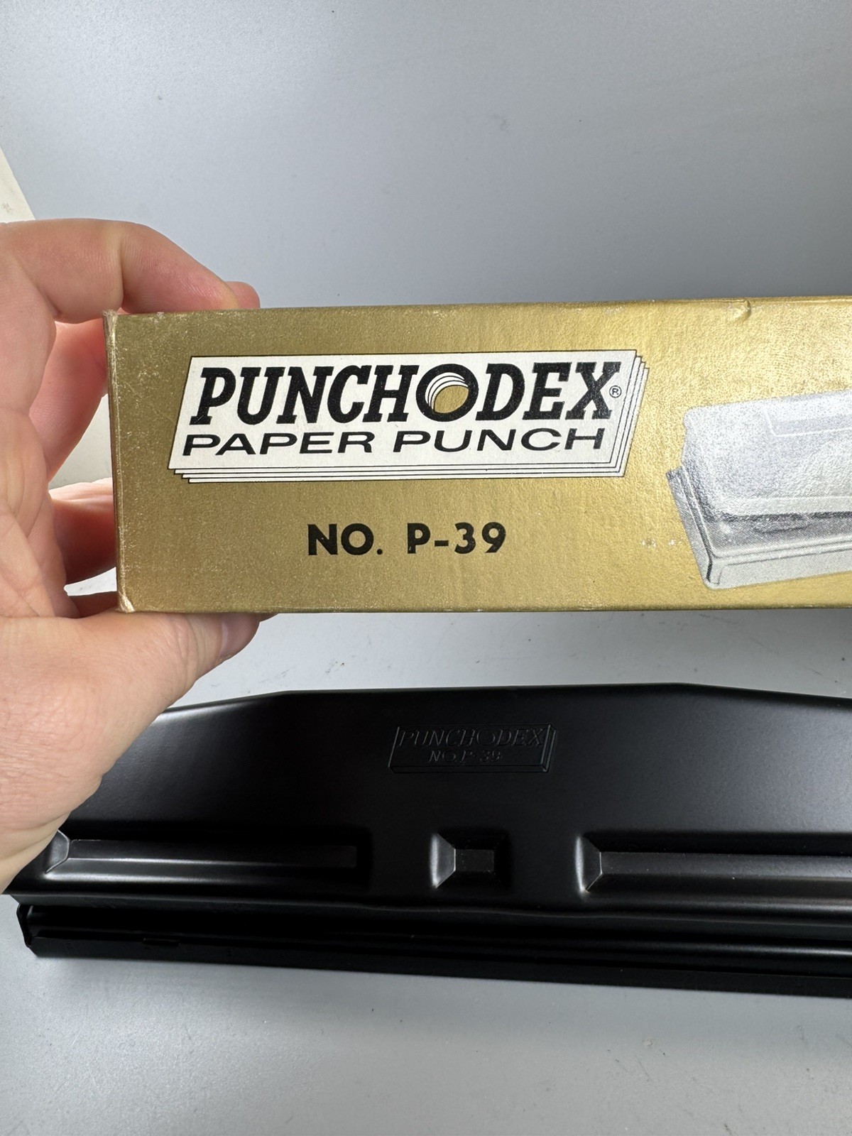 Vintage Punchodex No. P-39 Adjustable 2 or 3 Hole Paper Punch Black Open Box