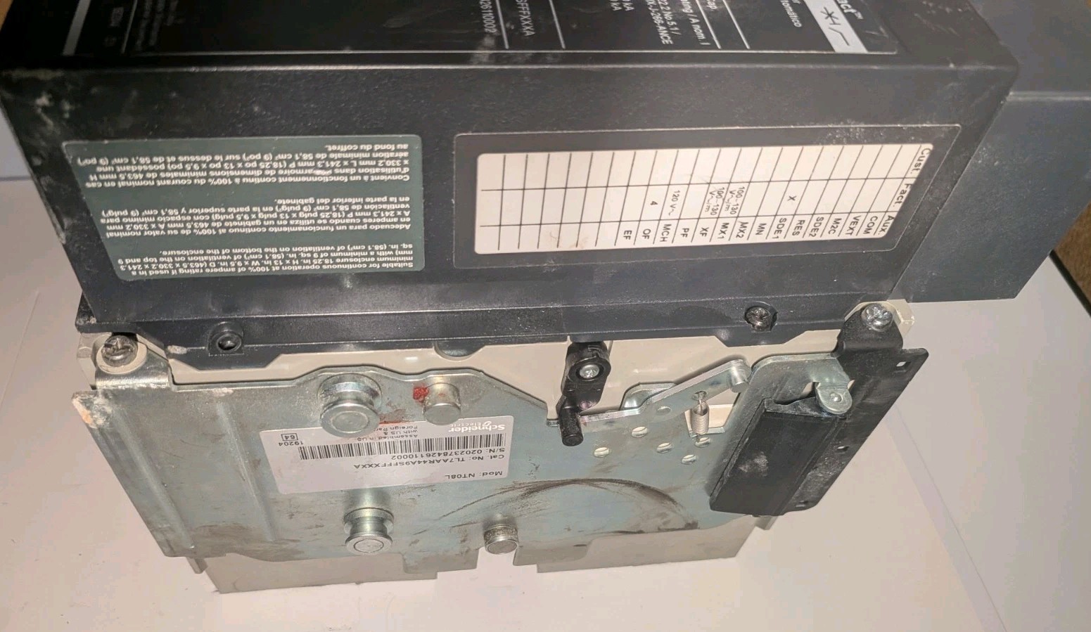 Square D Schneider Masterpact NT08L Circuit Breaker 800A Micrologic 6.0 A 3P