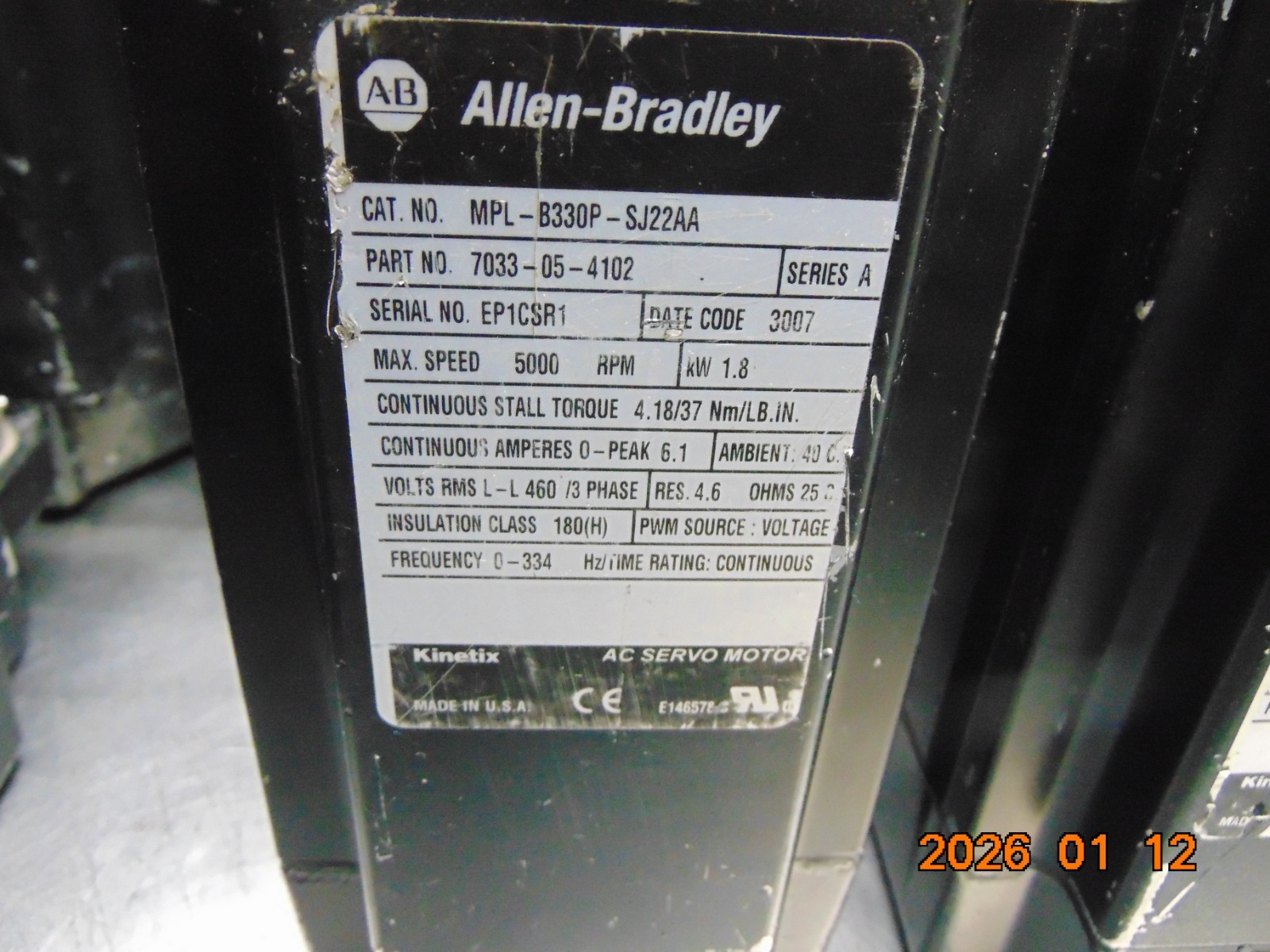 (1) Allen Bradley MPL-B330P-SJ22AA Servo Motor 1.8KW 7033-04-4102