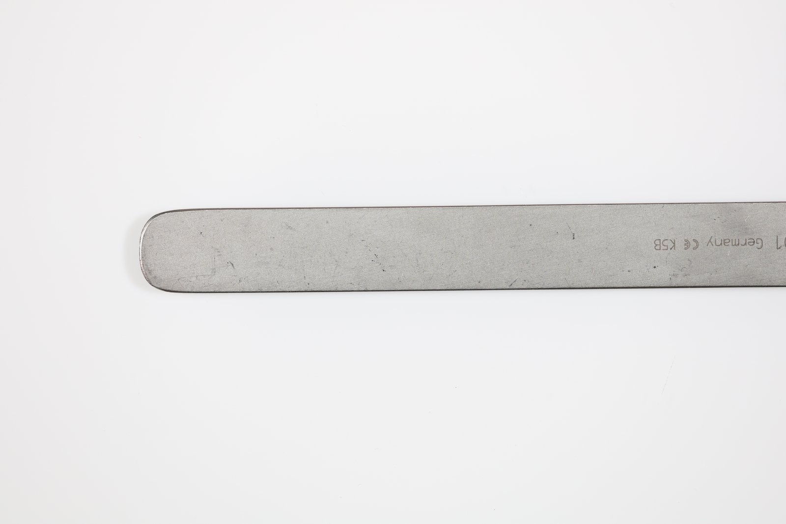 KLS Martin 15-975-13-01 Martin Abdominal Spatula, Str, Malleable, 7-3/4in