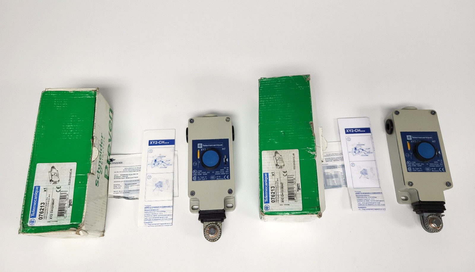 Telemecanique XY2C Latching Emergency Stop Cable Pull Switch XY2CH13150H7