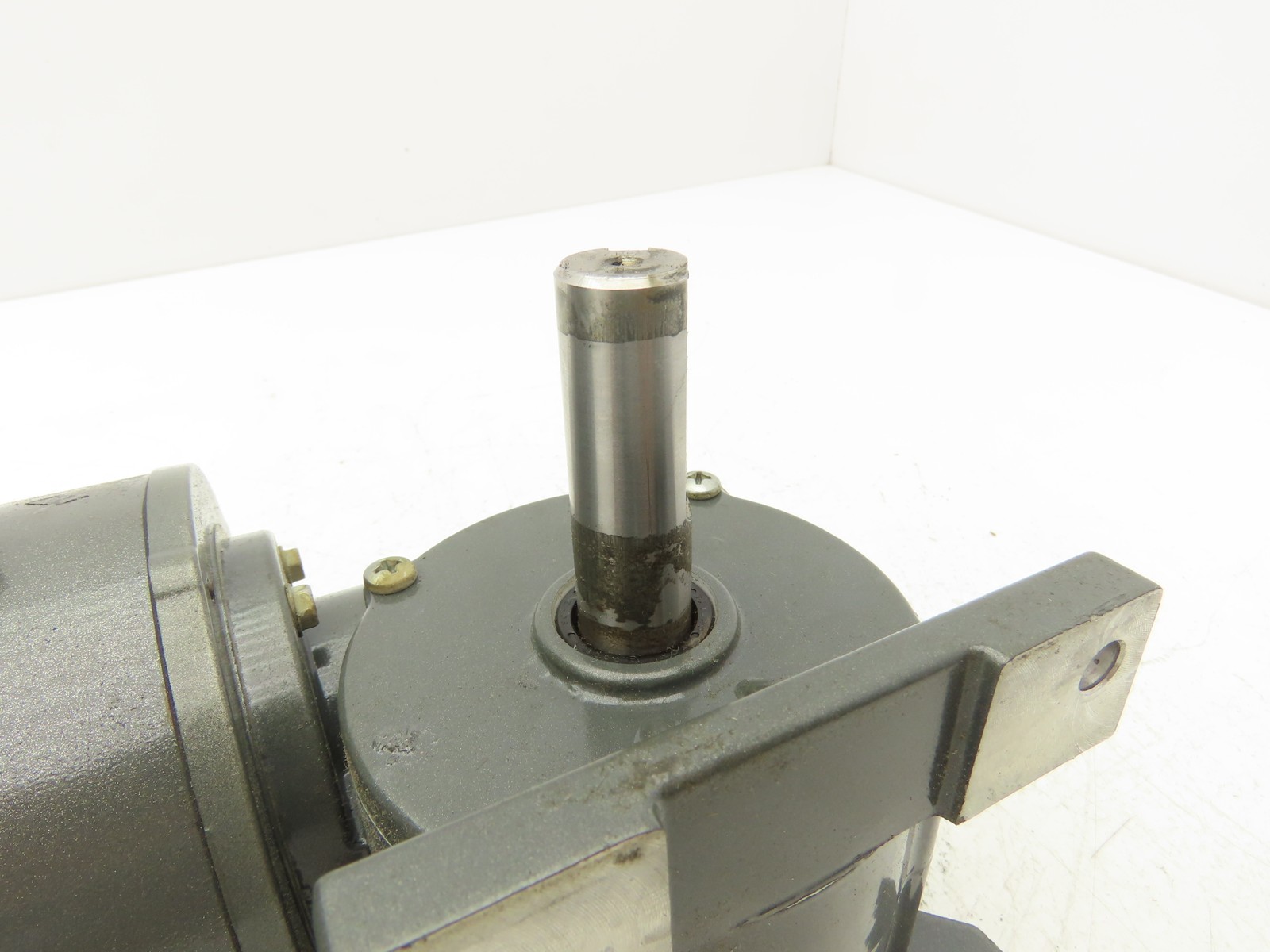 Baldor GM3340 AC Gearmotor 40:1 Reducer 1/4 Hp 42RPM 208-460V 3Ph RH Output