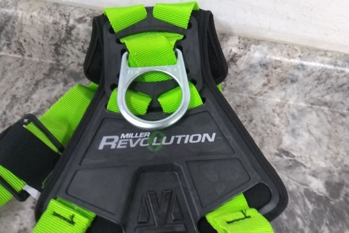 Honeywell Miller RDF-QC/S/MGN Size Small/Medium 400 Lb Weight Cap Body Harness