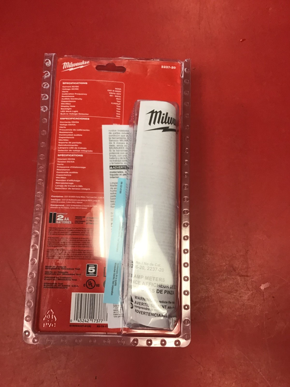 Milwaukee (2237-20) 600 Amp AC/DC Digital Clamp Meter CATIII **NIB**