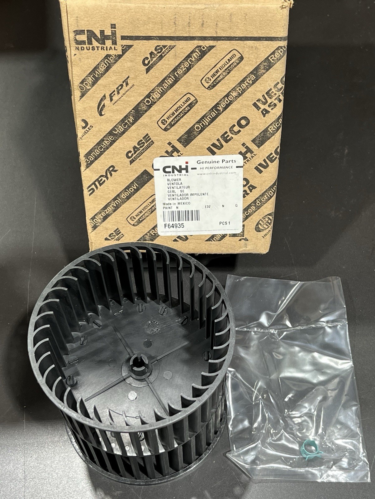 Genuine CNH F64935 Blower Motor Case / Cage 1150D 580 590 621 Wheel Loader NOS